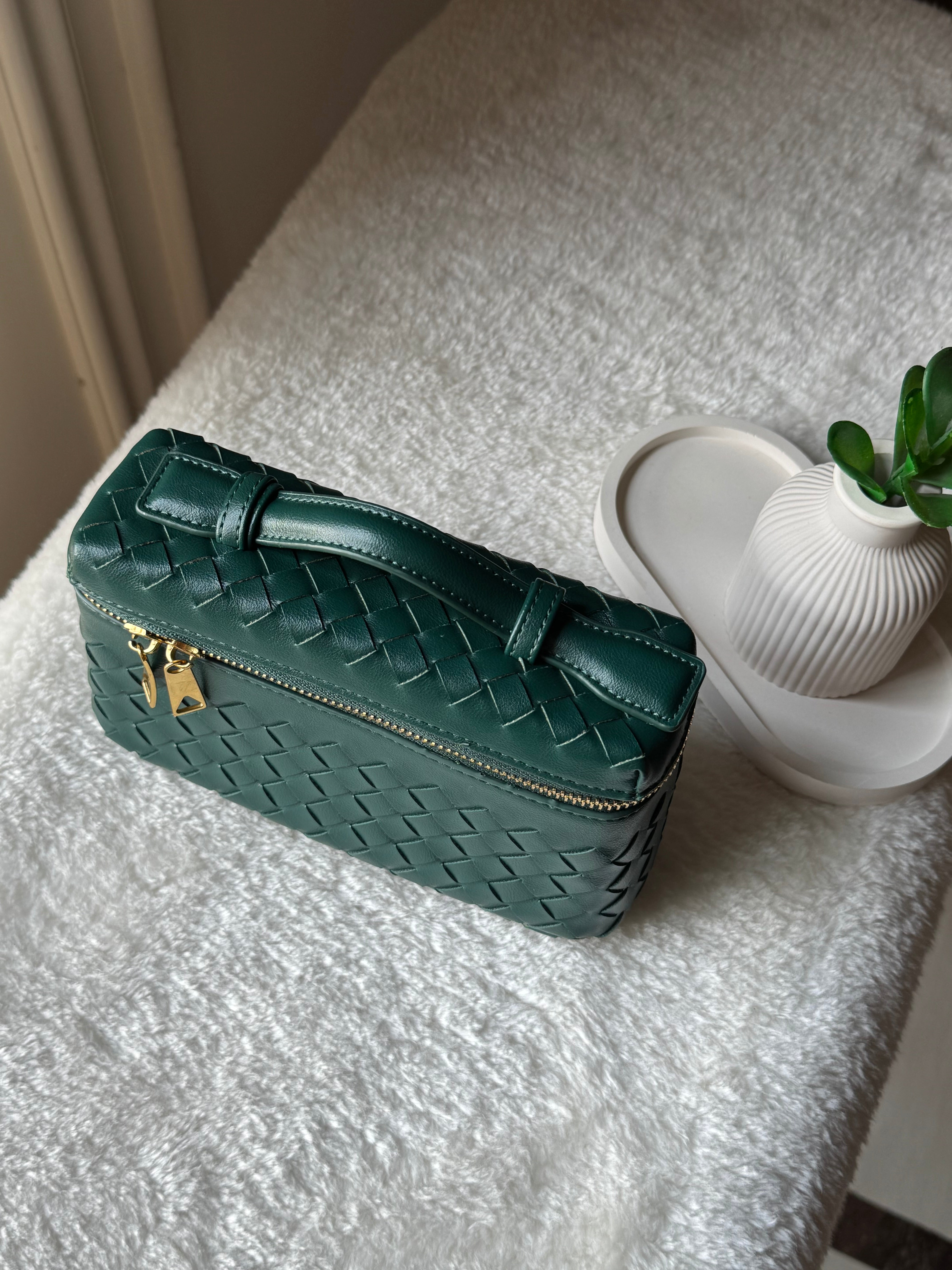 JW Pie Woven Bag with Long Strap (Emerald Green)