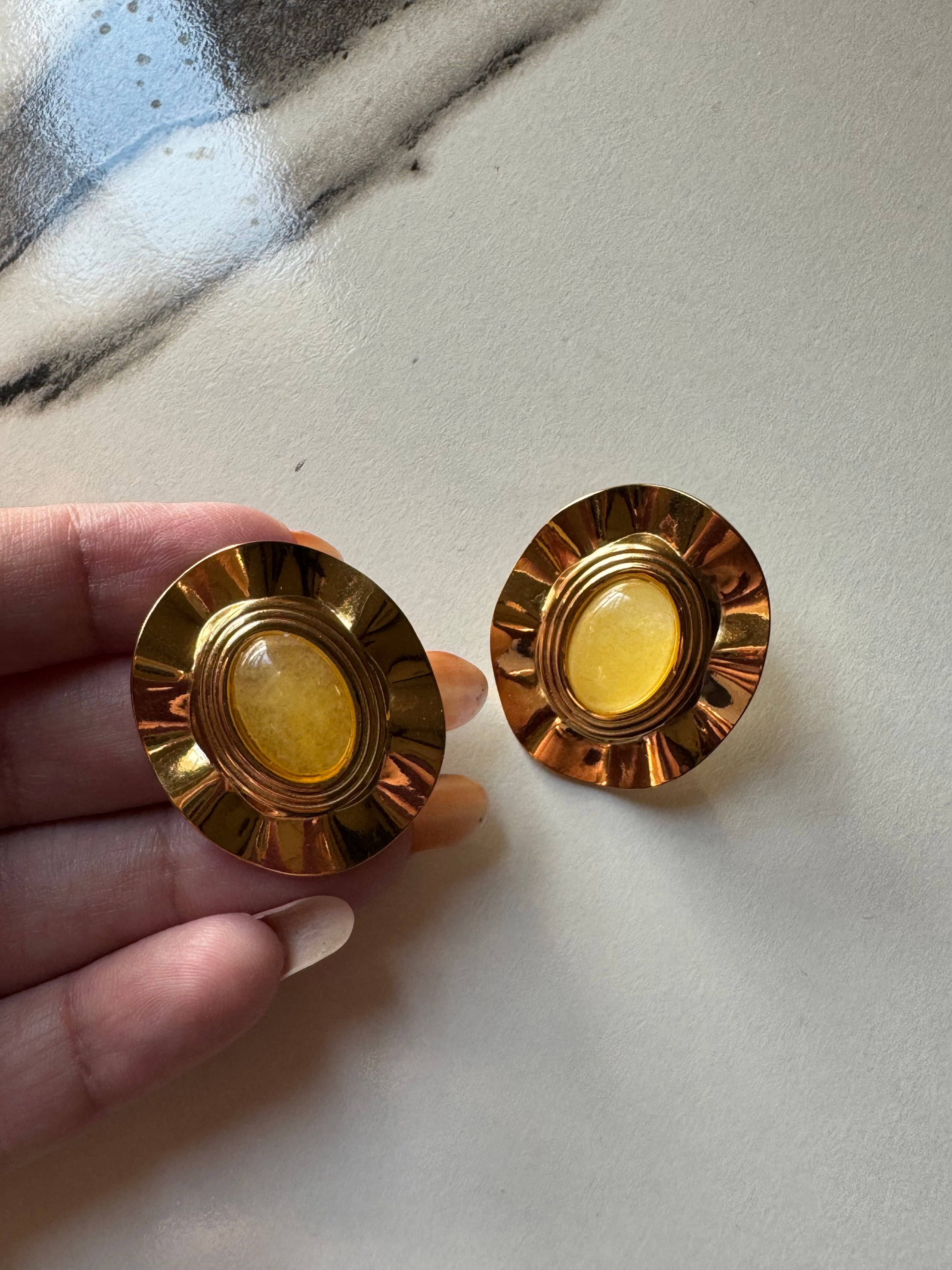Yellow Dusk Studs