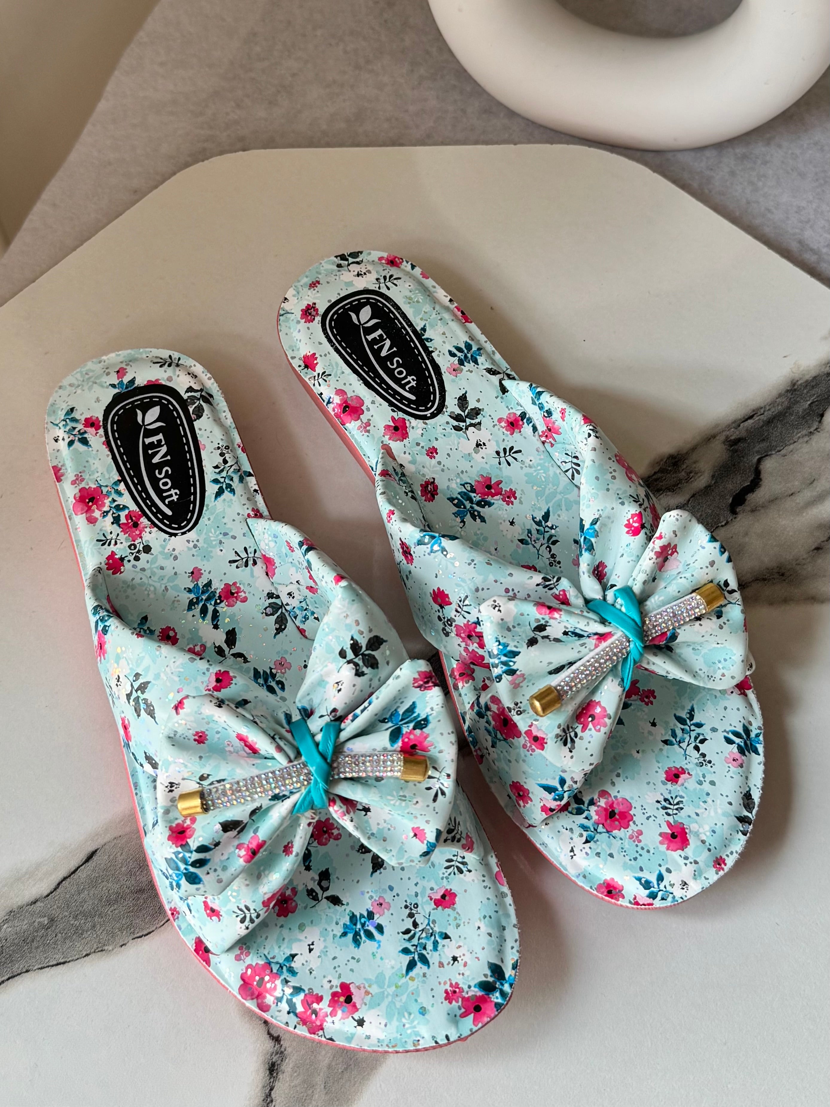 Soft Floral Fantasy Slides - Feroze
