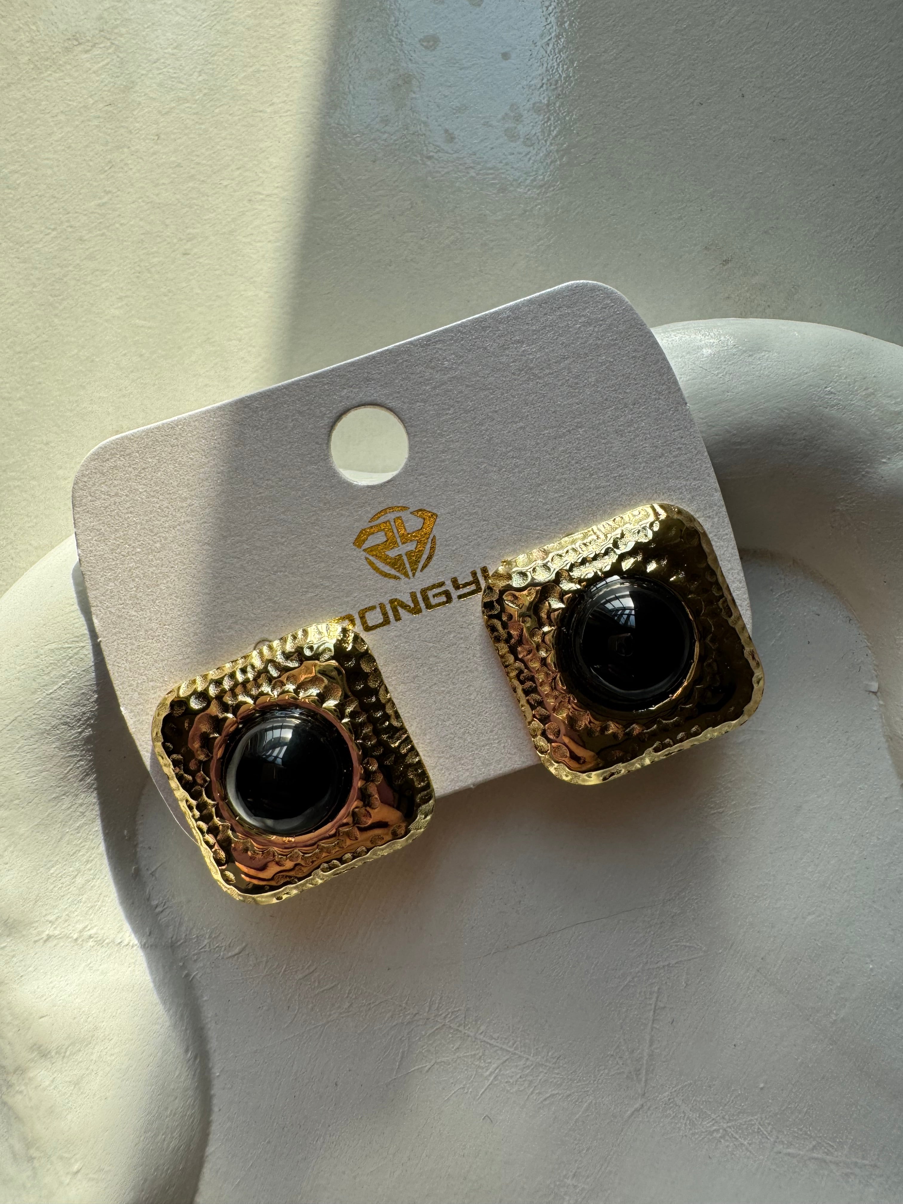 NightFall - Gold & Black