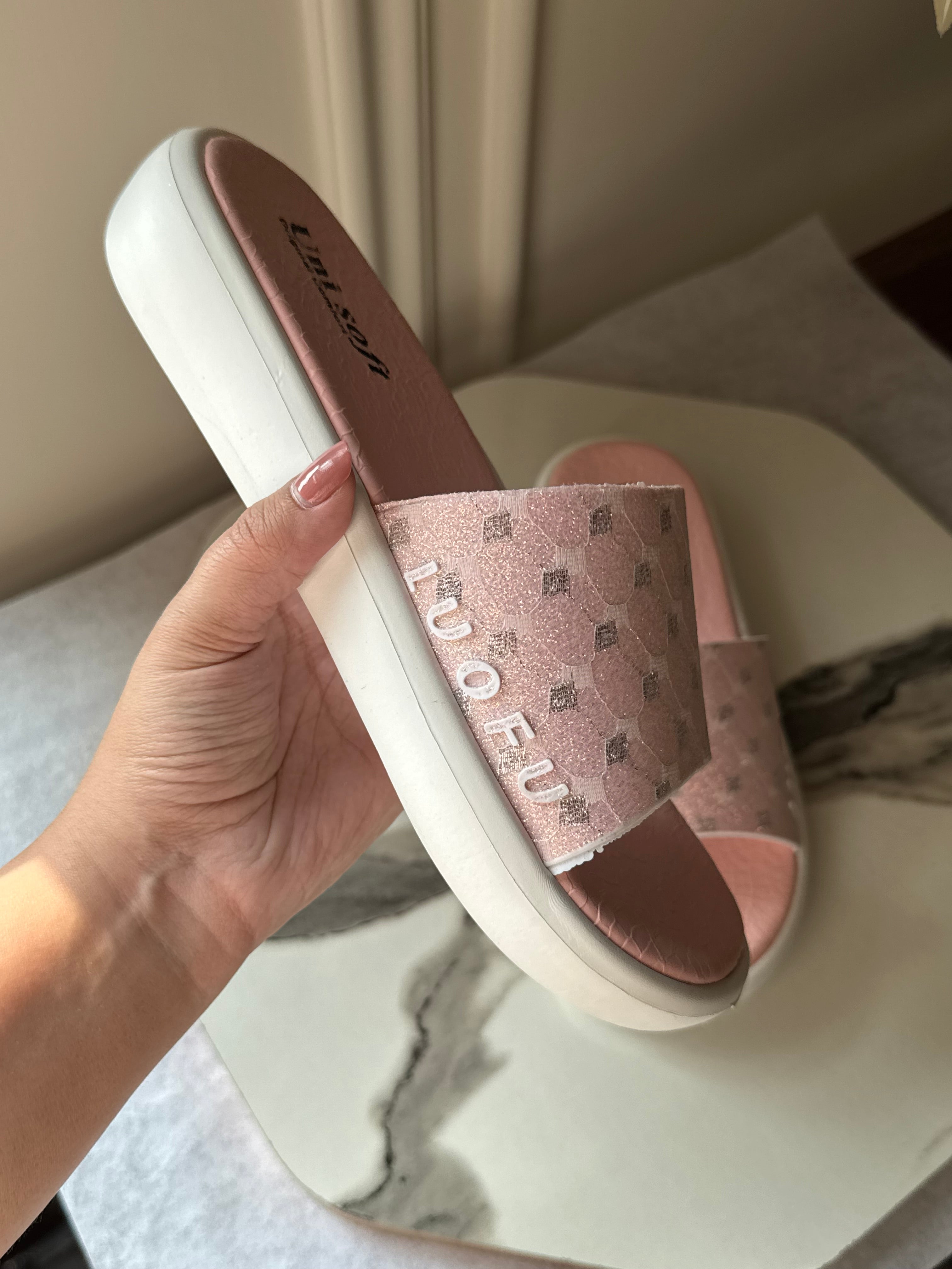 Soft Rosie Slides