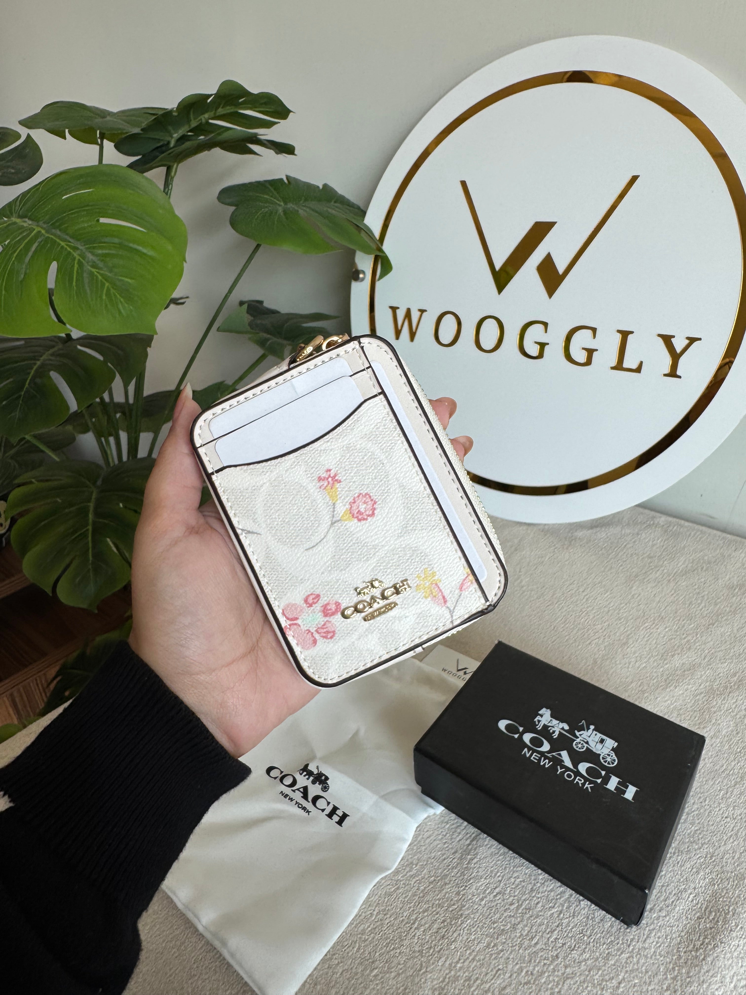 Coach Zip Card Case with Box Packing - Floral Beige