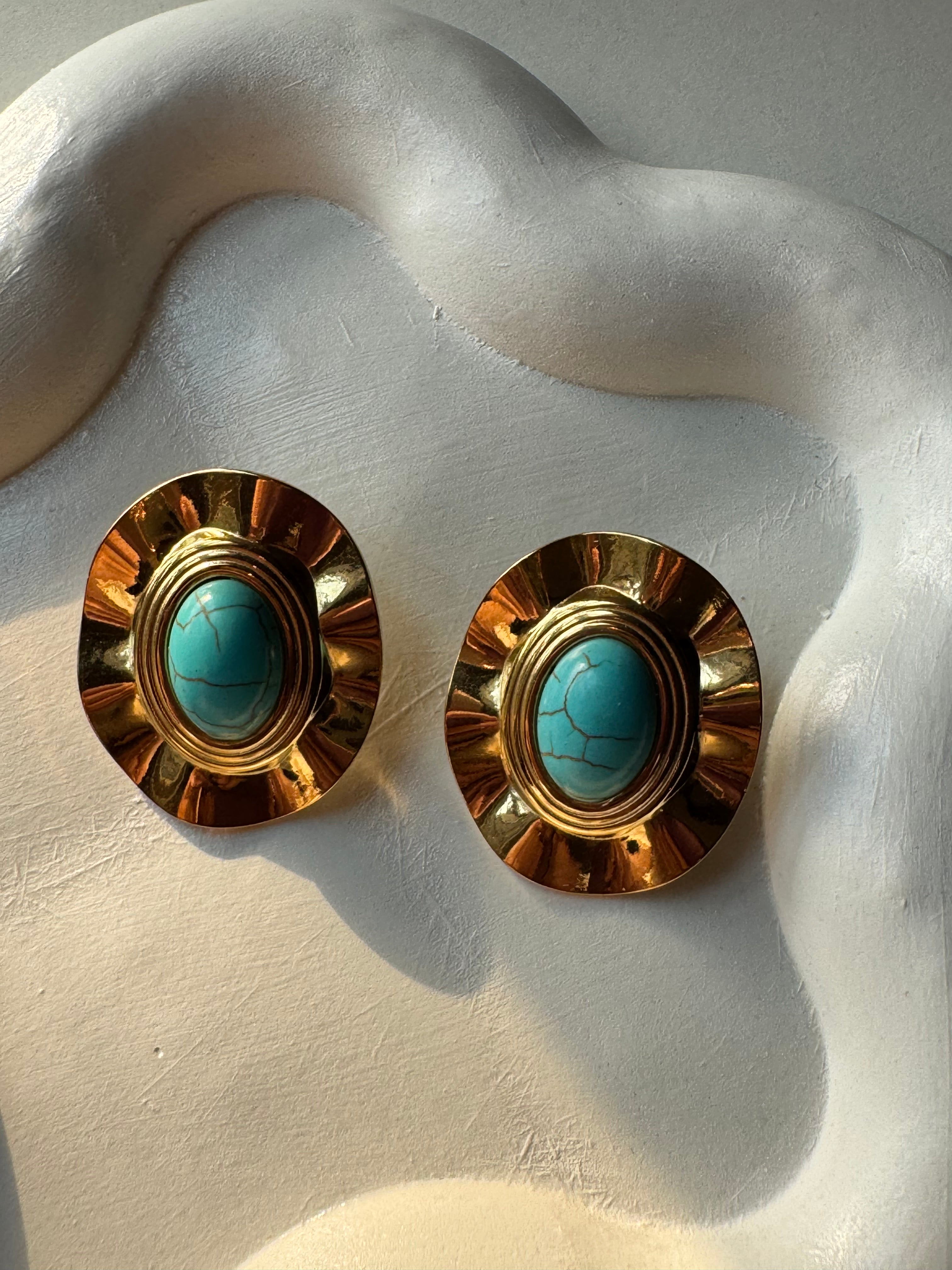 Sea Green Dusk Studs