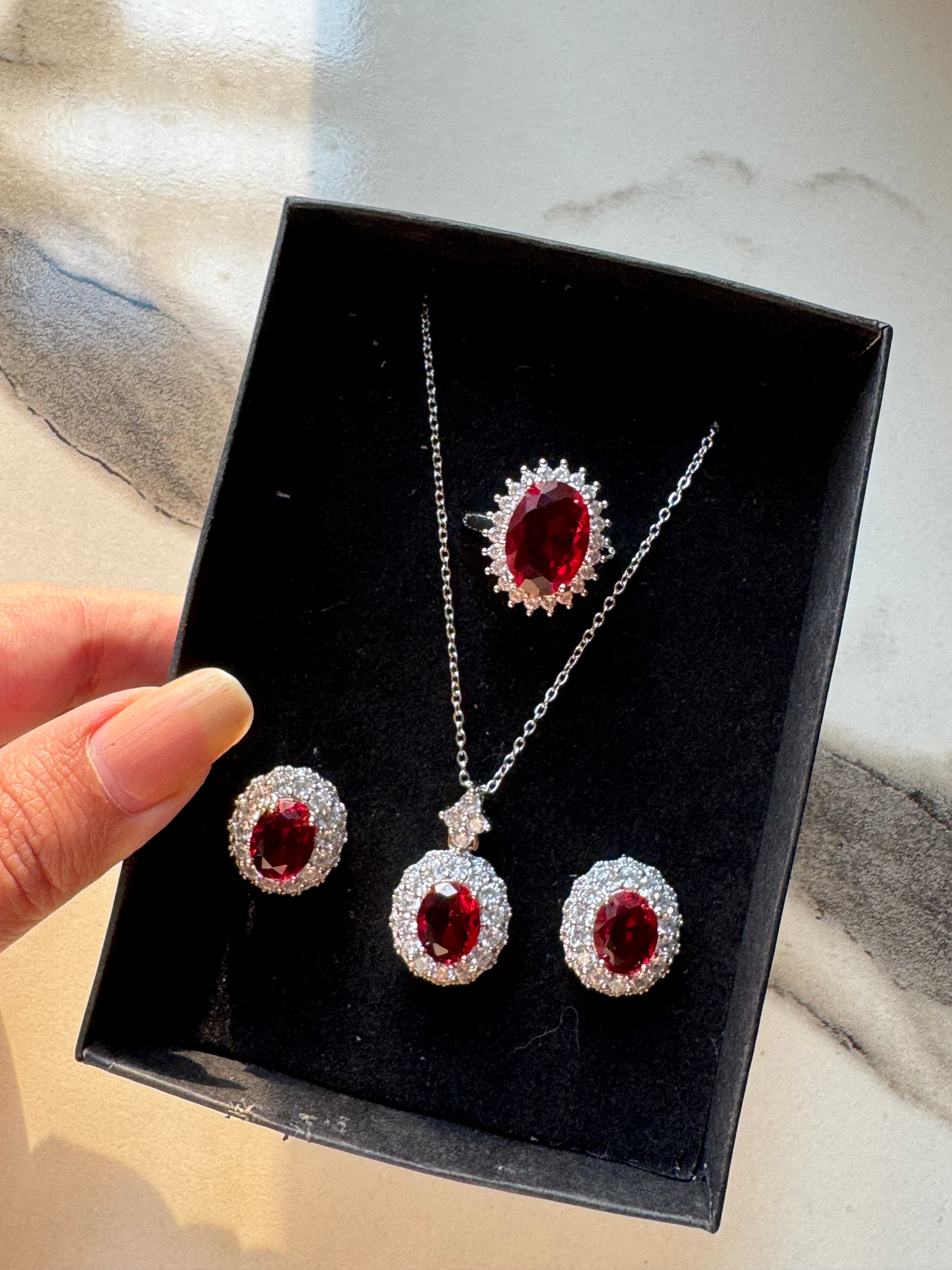 Magenta Pink Set with Ring