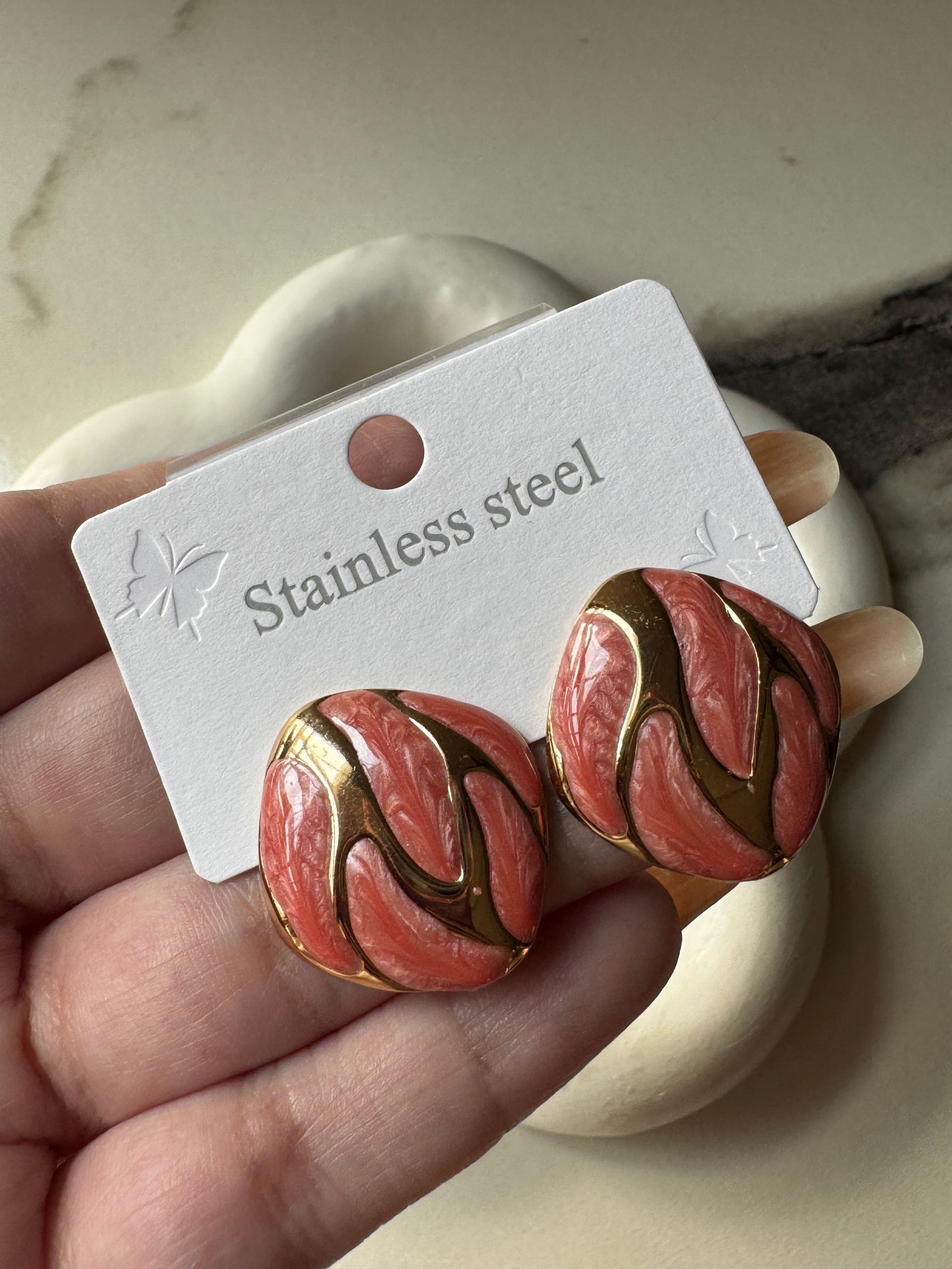 Velvet Edge Studs - Peach & Gold