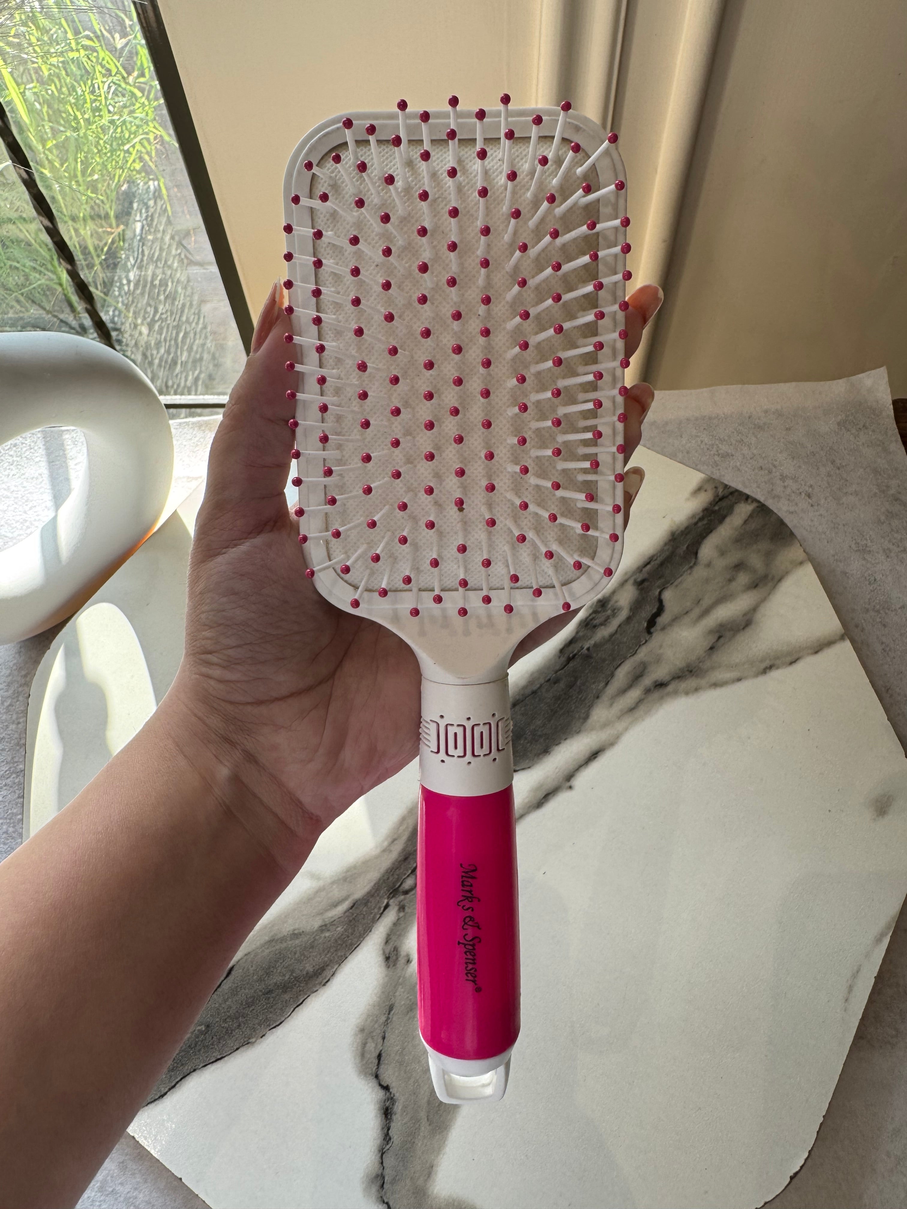 Softest White Pink Square Brush