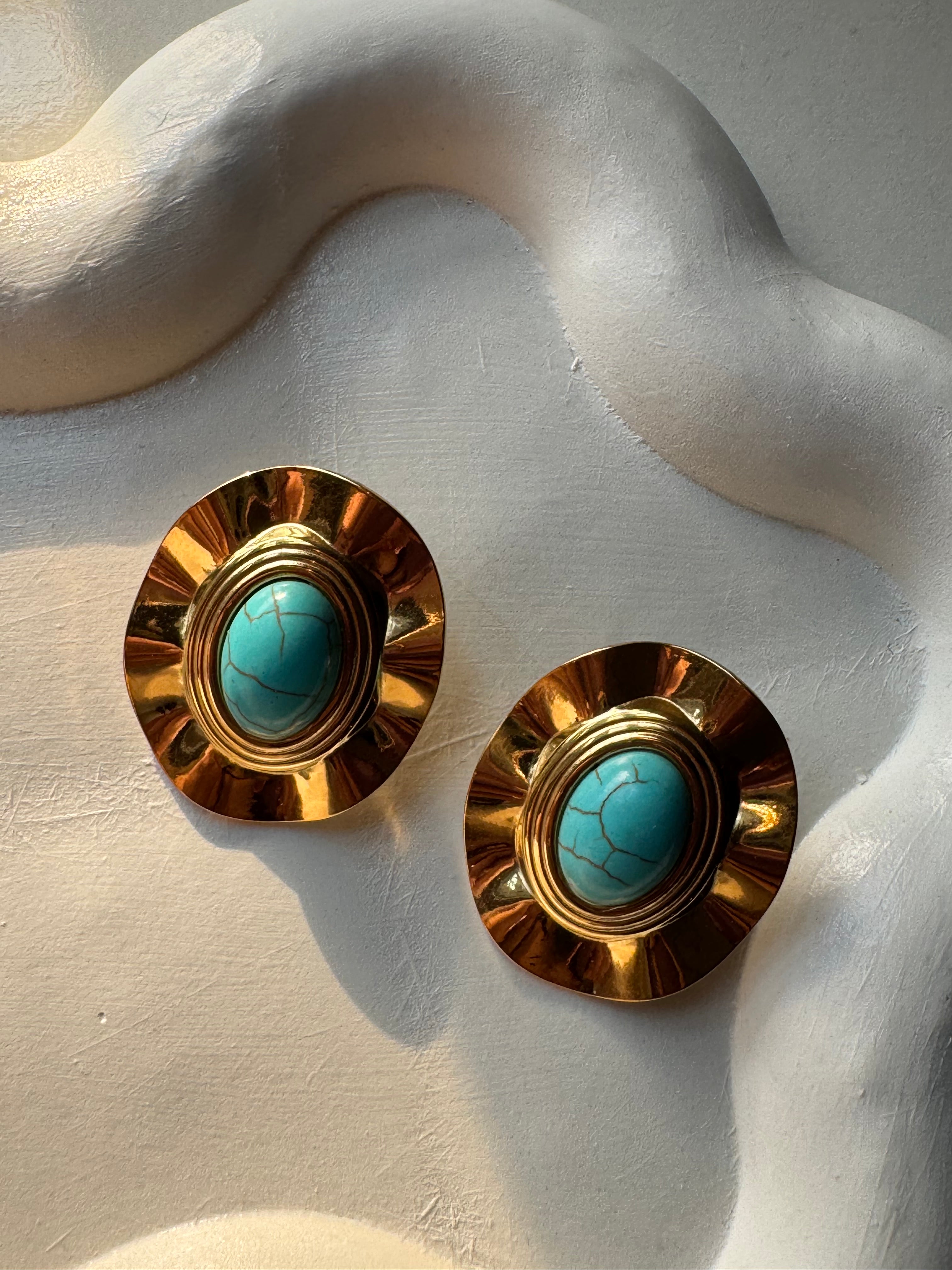 Sea Green Dusk Studs