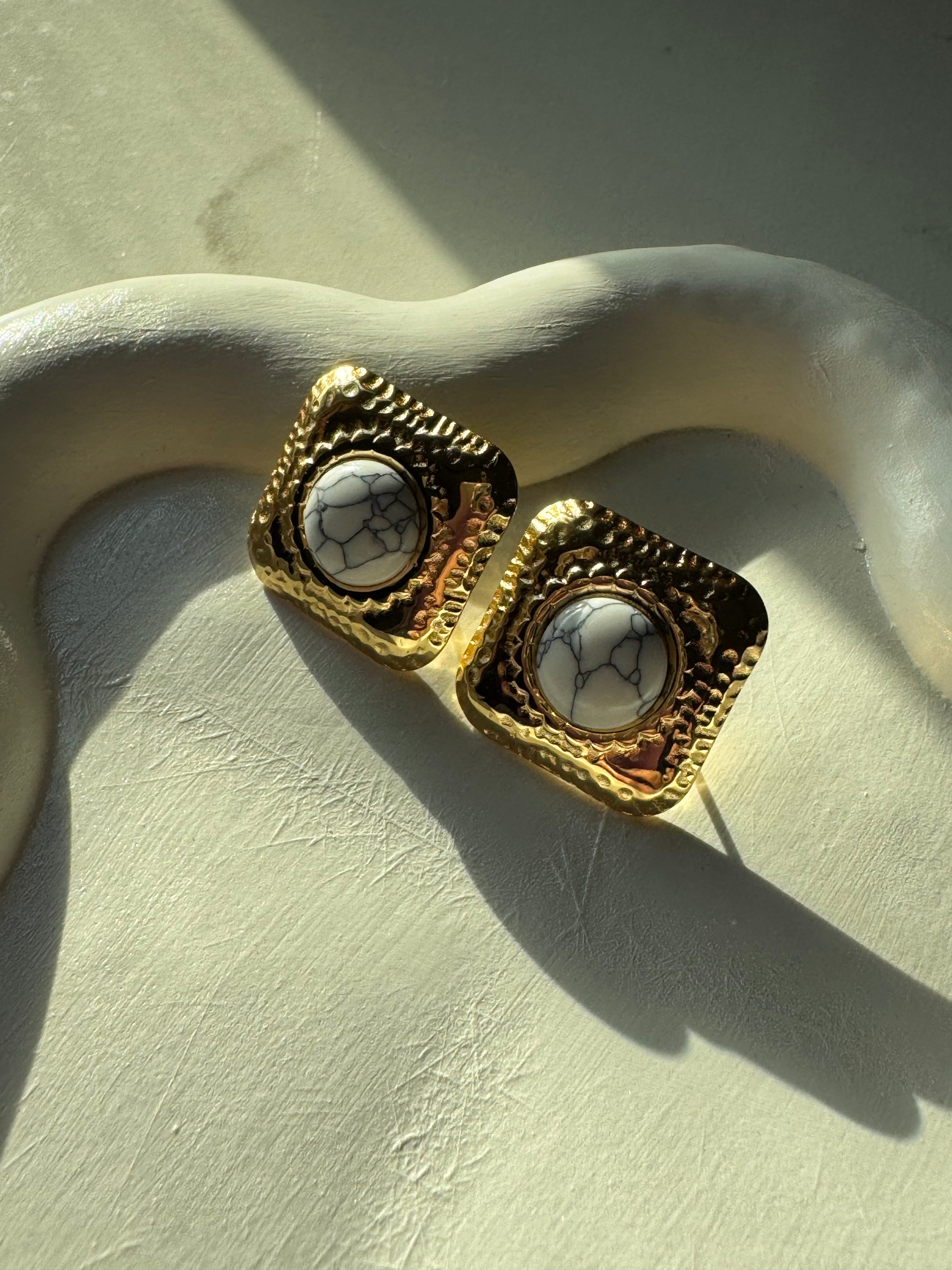 NightFall - Gold & Marble