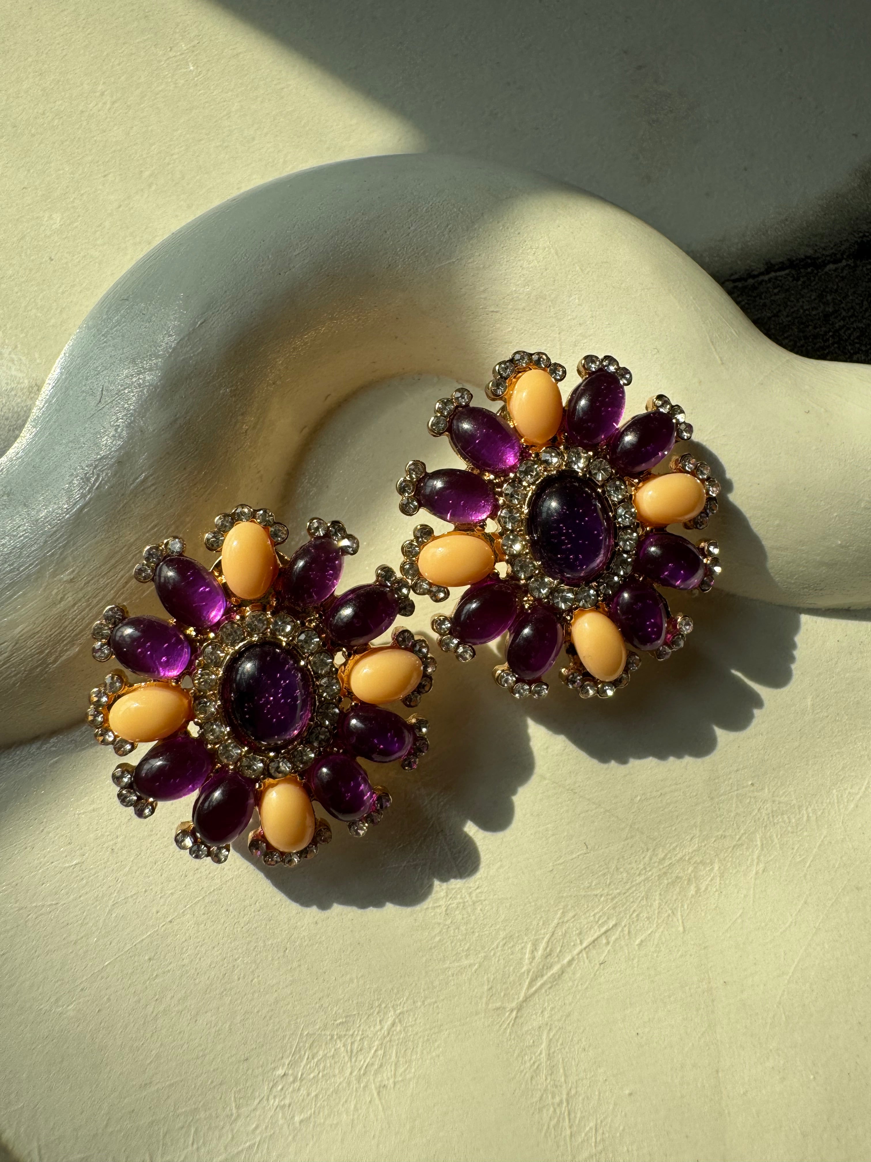 Viva Vibrance Earrings - Peach & Mauve