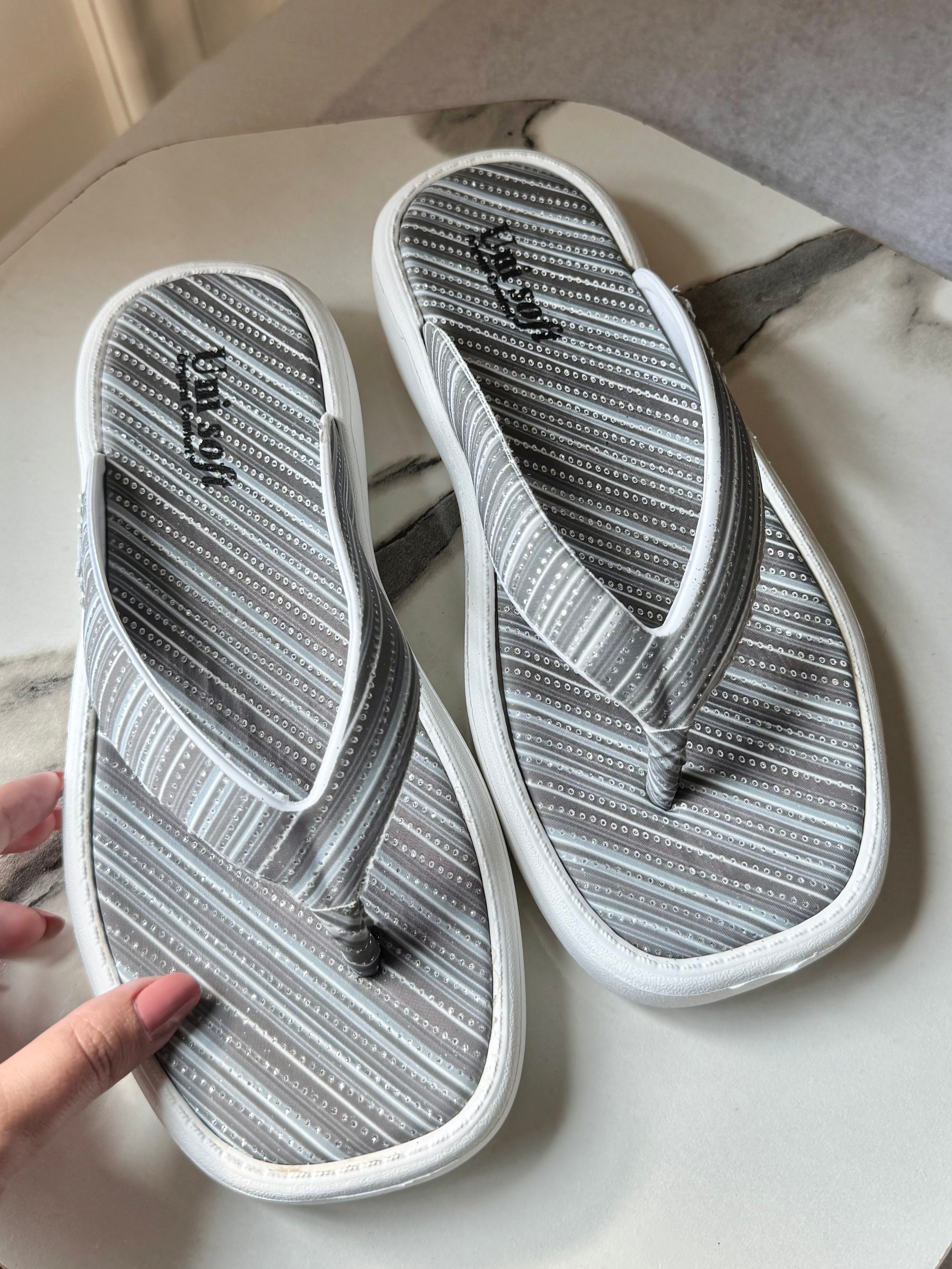 Soft Mira Slides