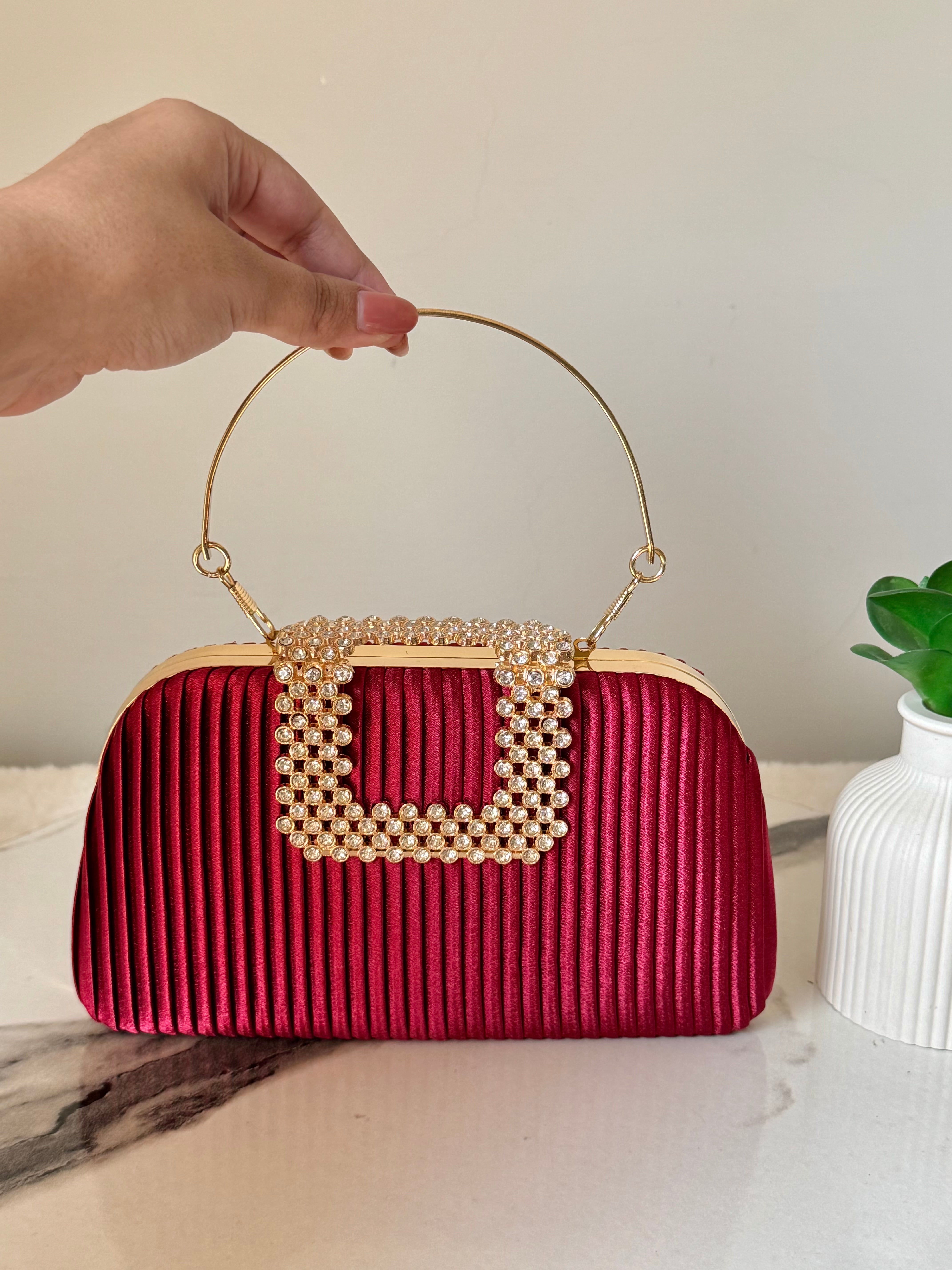 Velvet Charm Clutch - Red