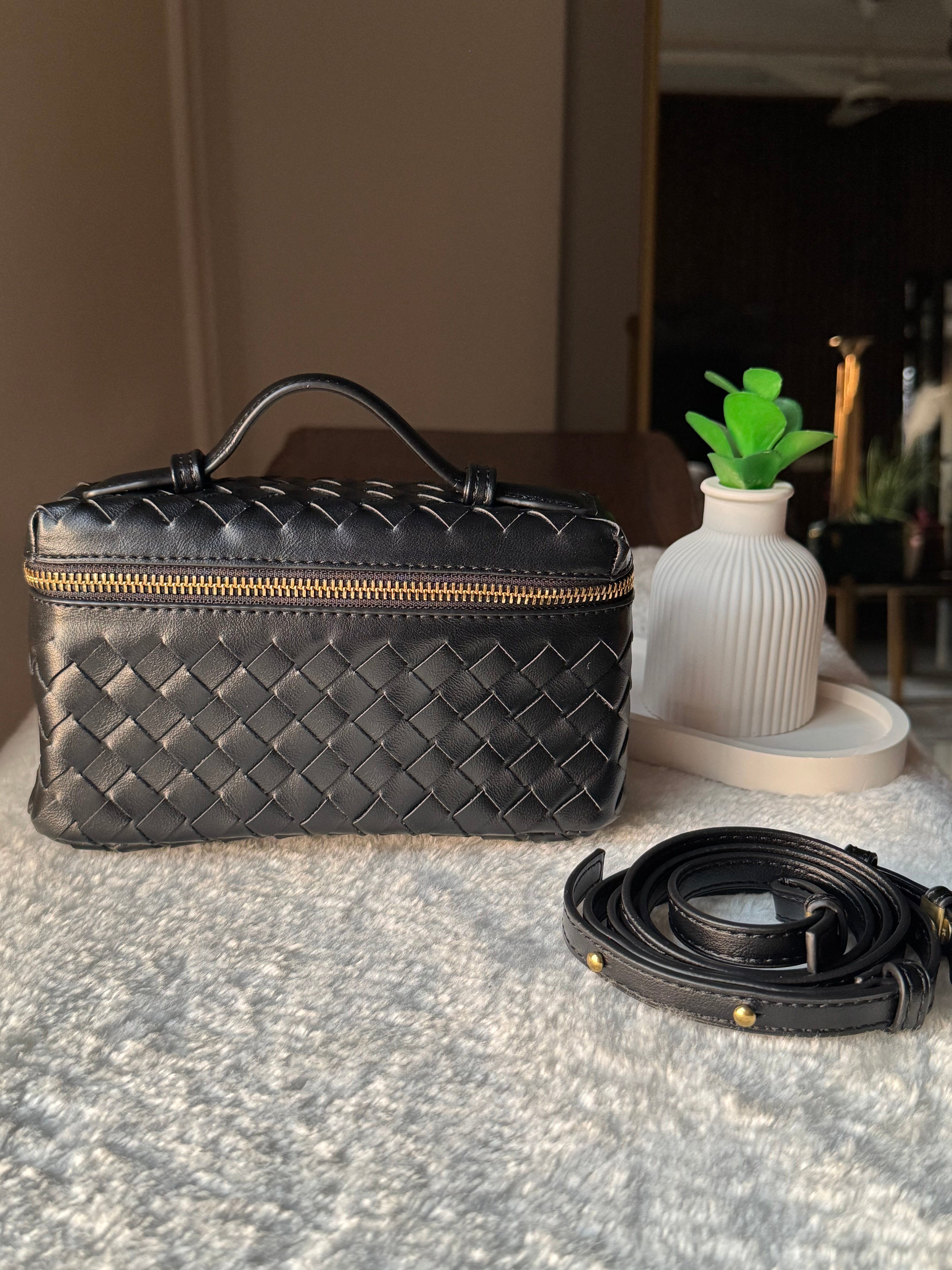 JW Pie Woven Bag with Long Strap (Black)