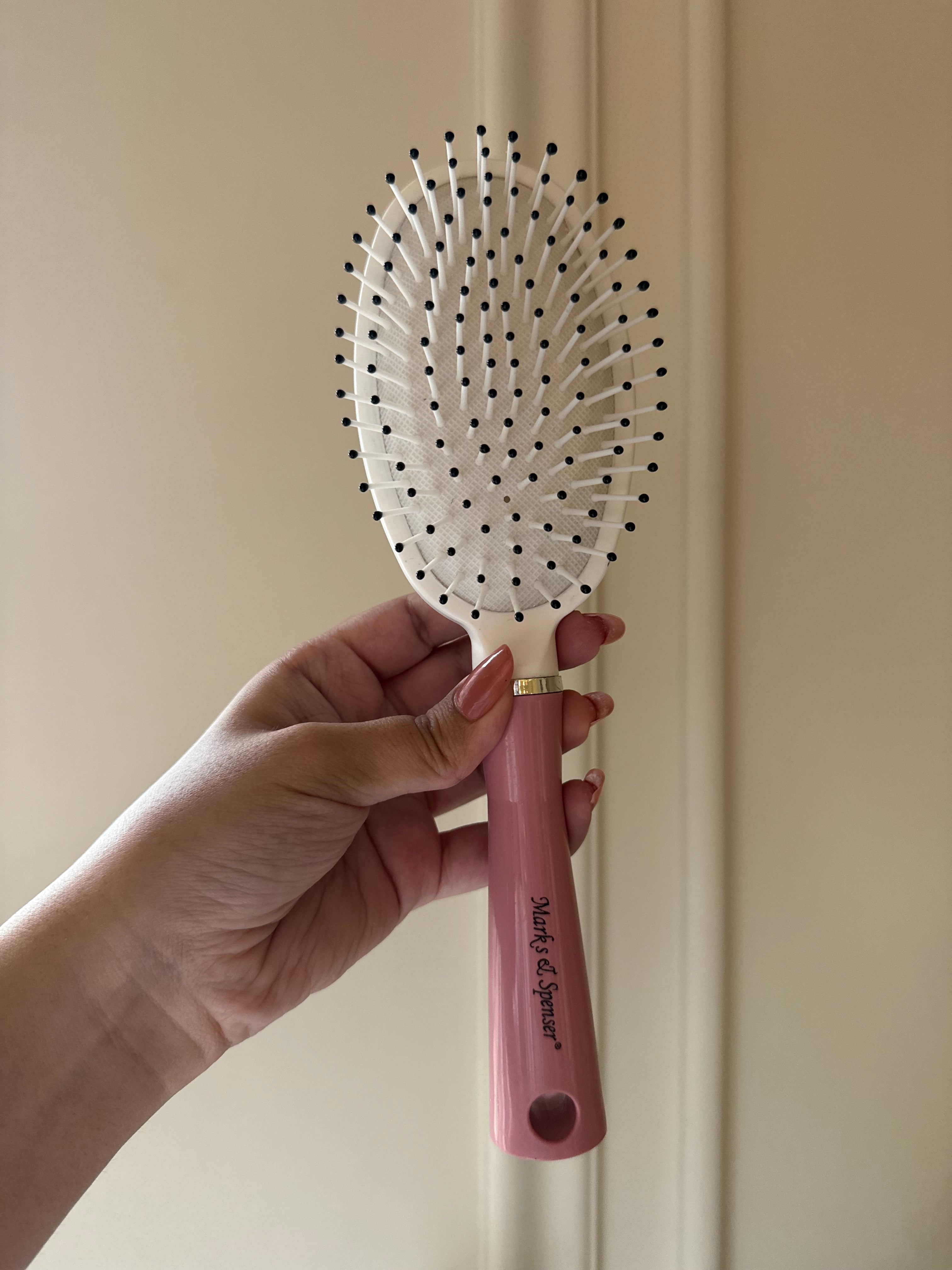 Softest Pink & White Brush