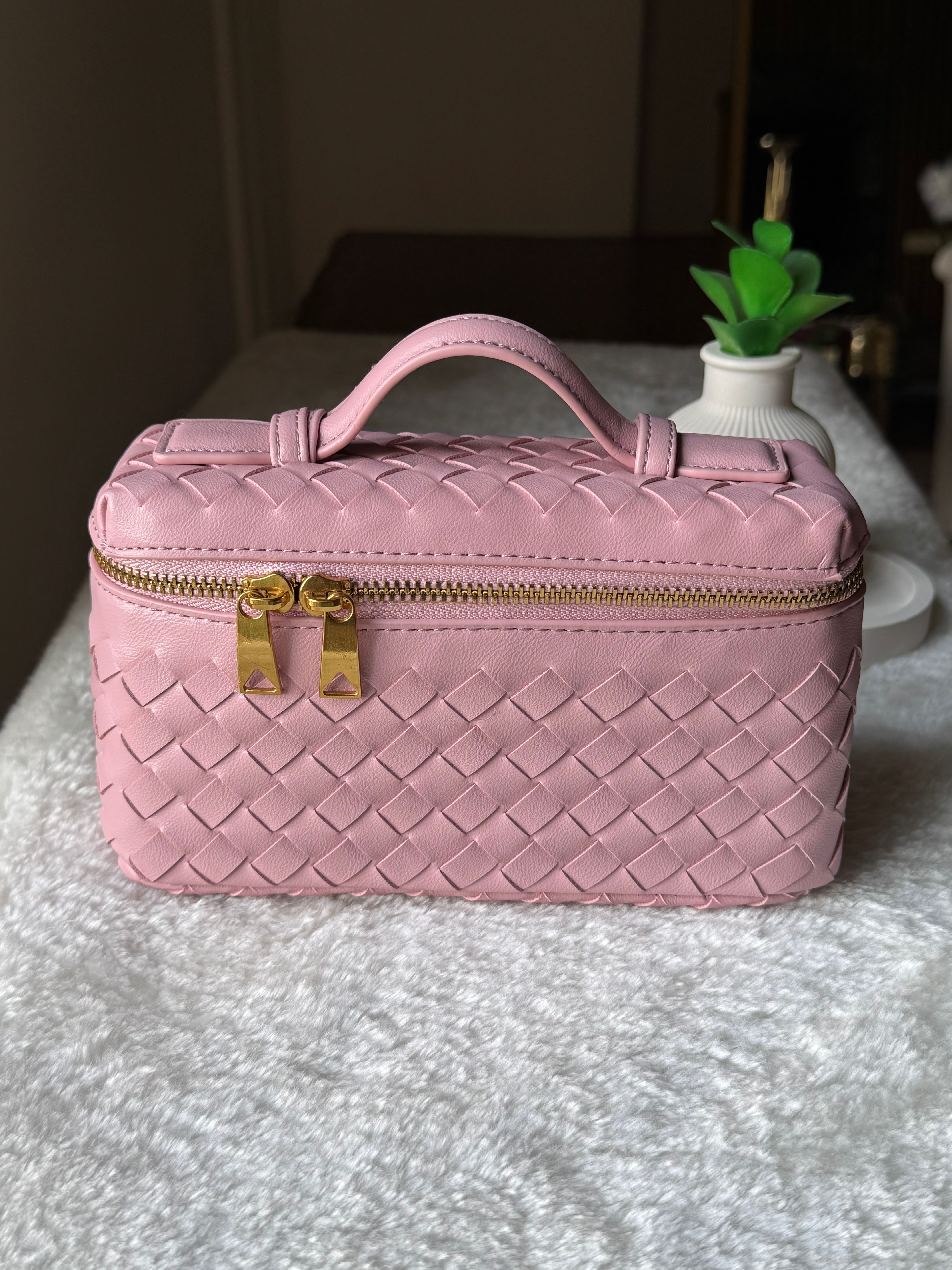 JW Pie Woven Bag with Long Strap (Pink)