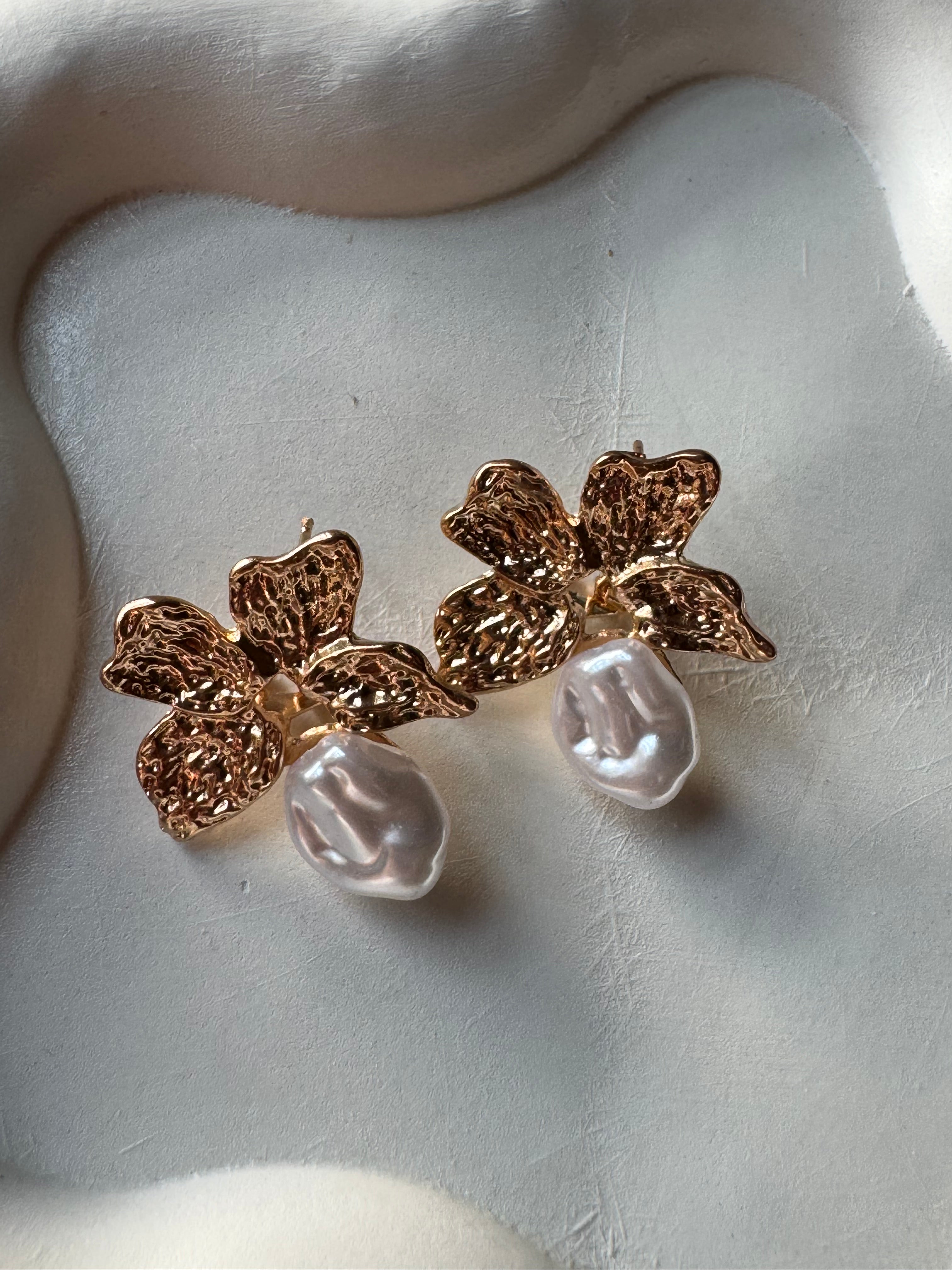 Moonlit Drops Earrings - 18K Gold Plated