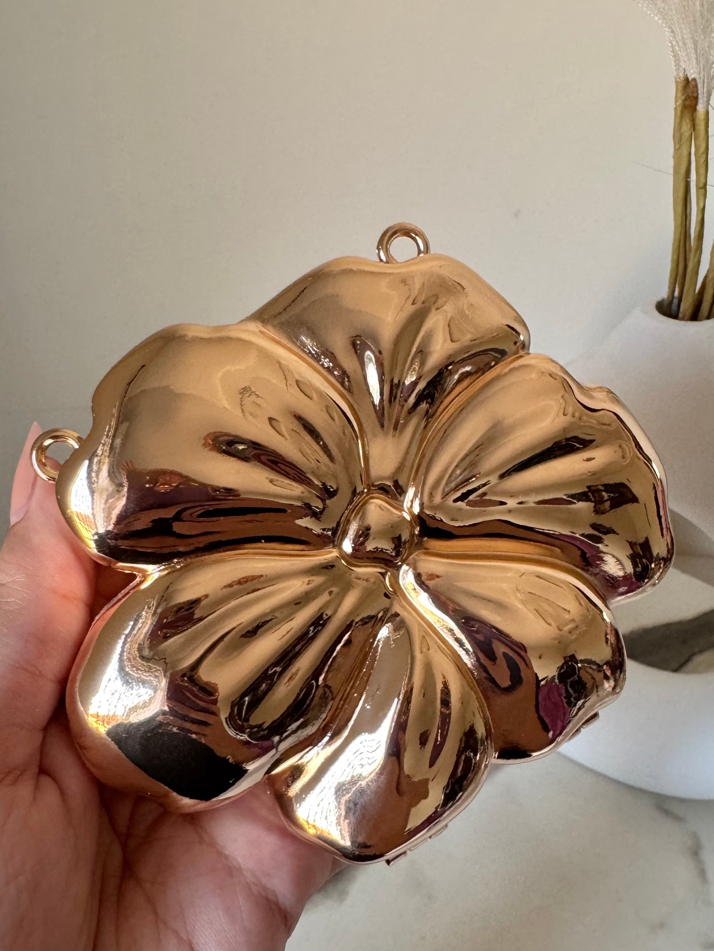 Viral Flower Metallic Clutch with Chain - Gold