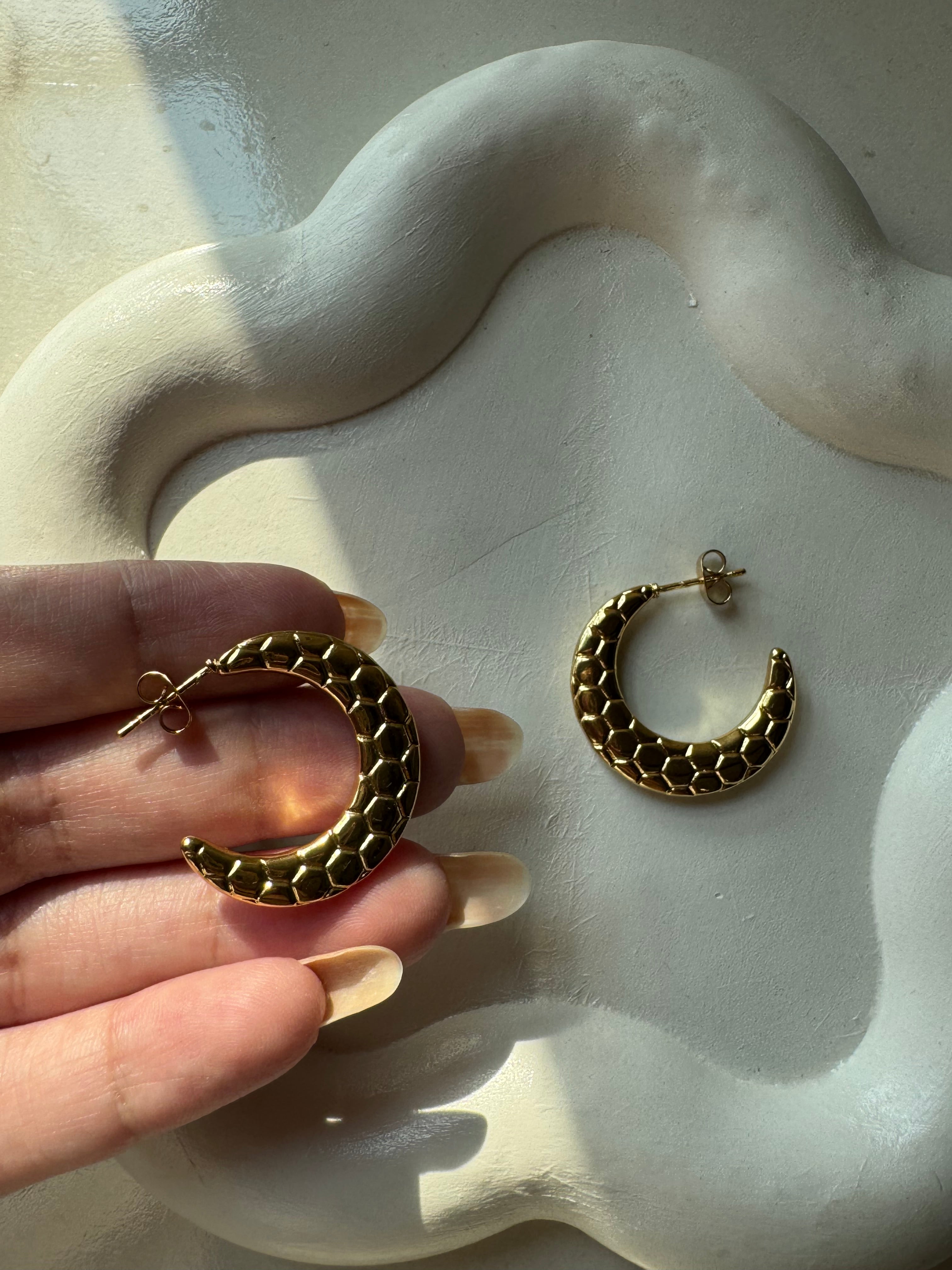 Diva Hoops - 18K Gold Plated