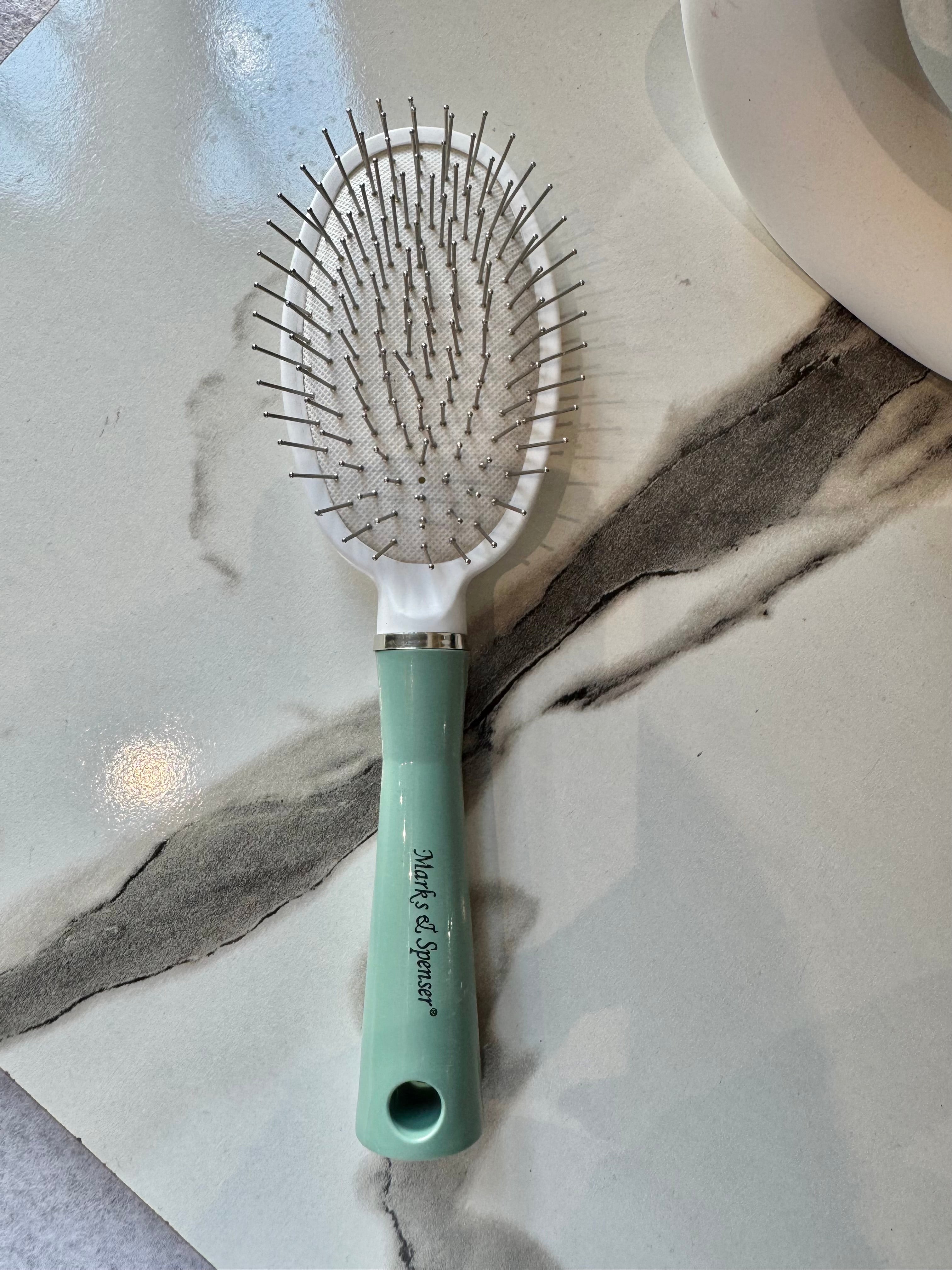 Softest White & Turquoise Brush