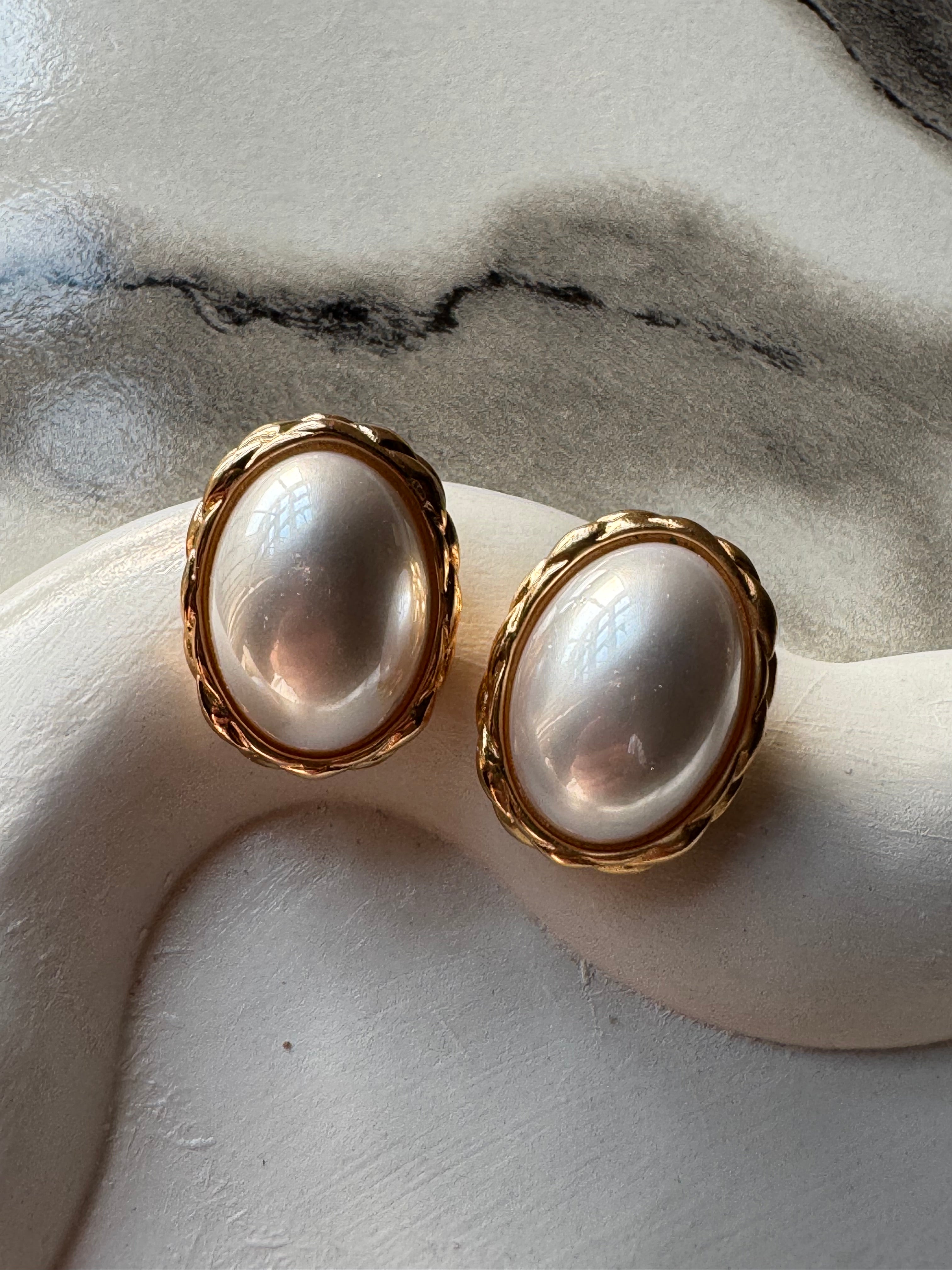 Sia Earrings