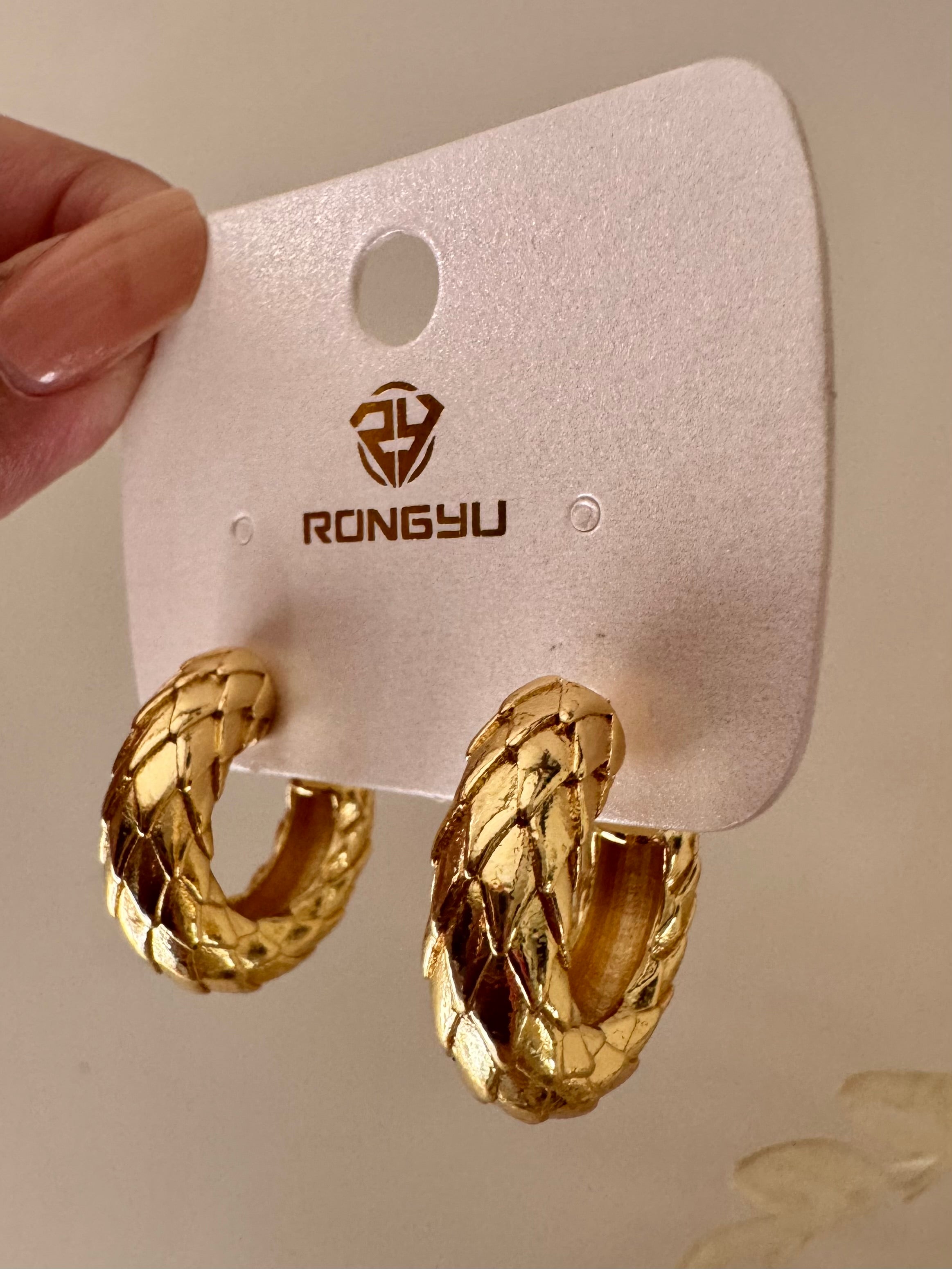 Looped Lux - 18K Gold Plated