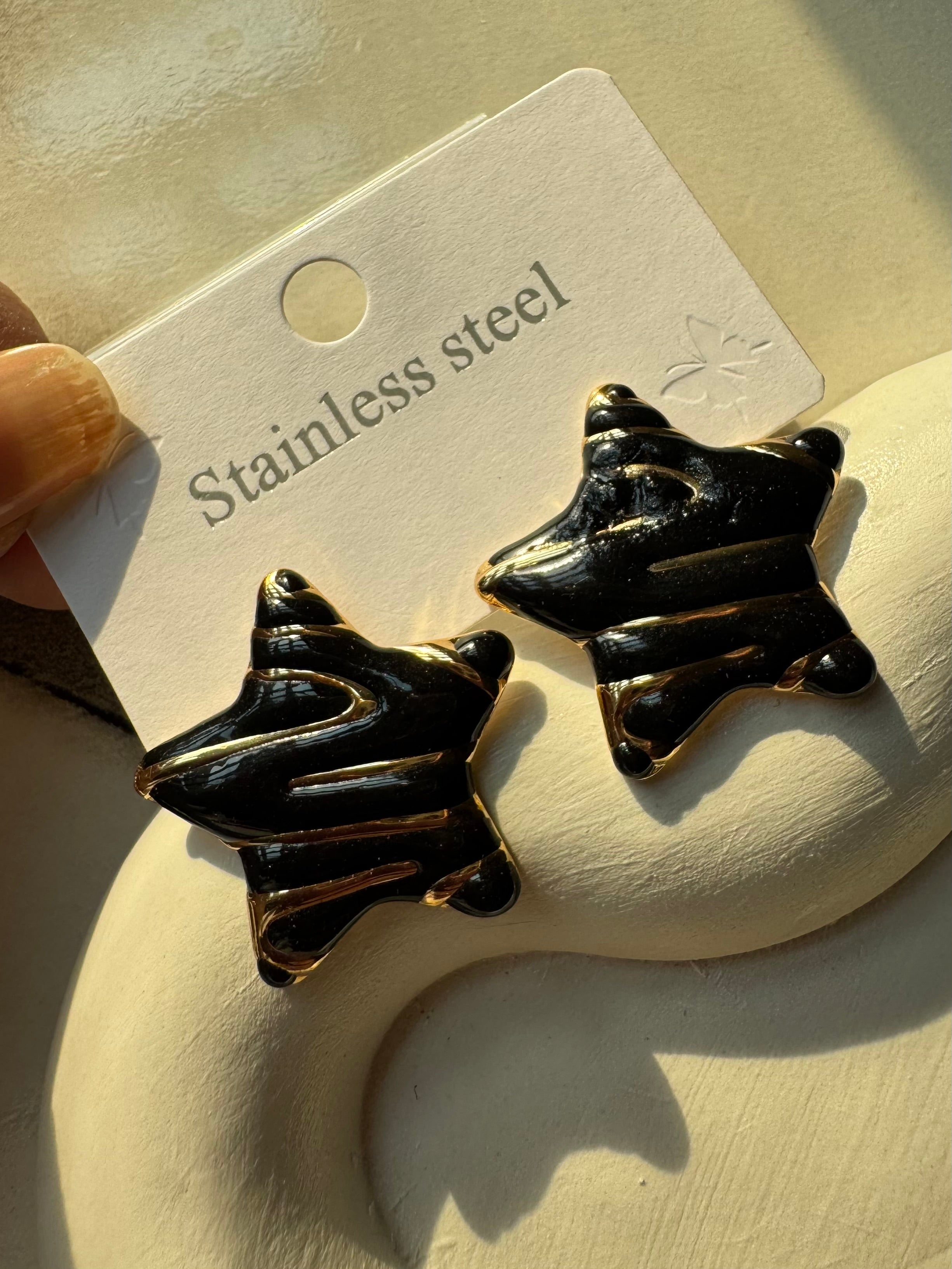 Velvet Star Studs - Black & Gold