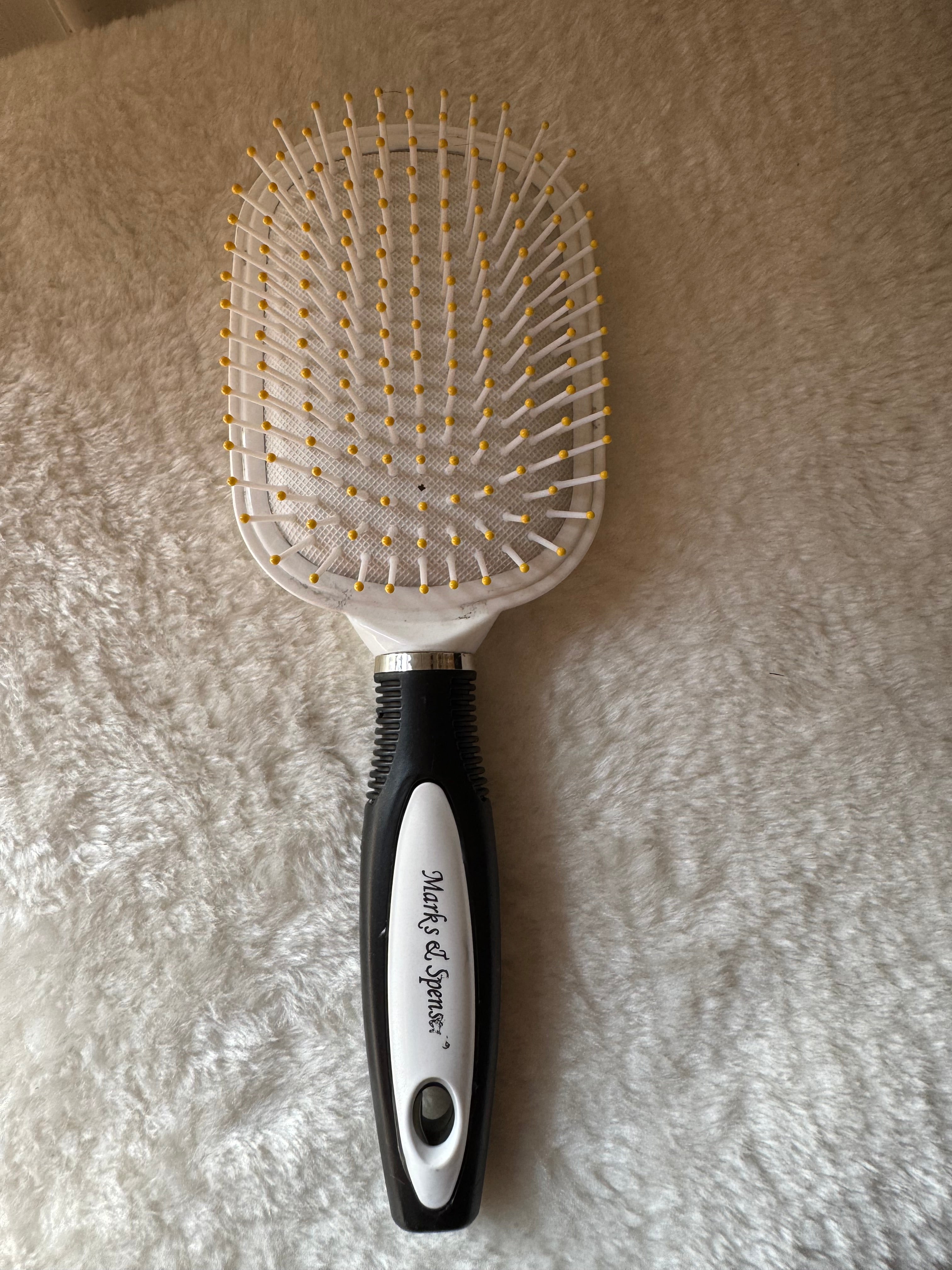 White & Black Softest Hair Brush