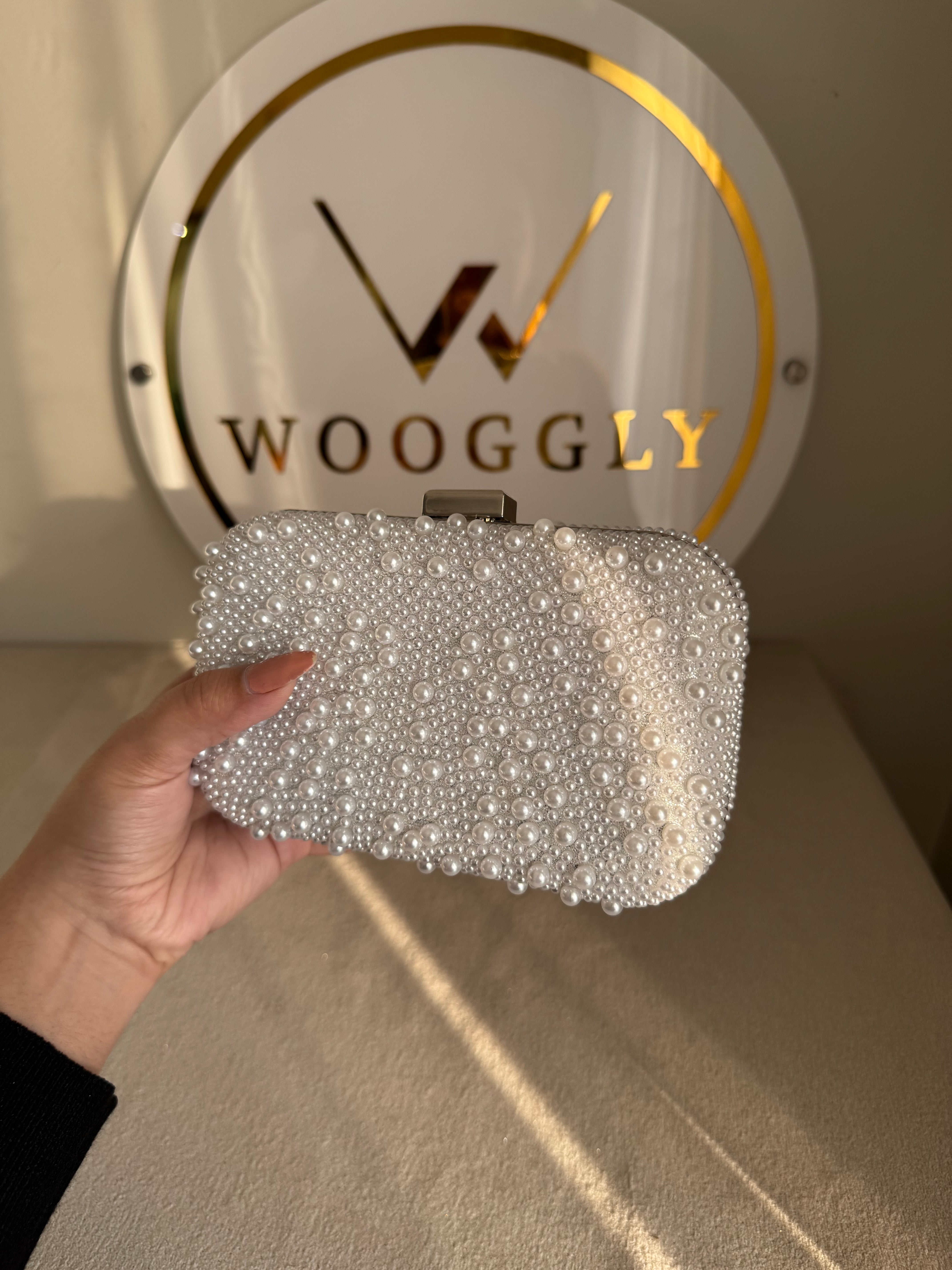 Classic Pearl Clutch