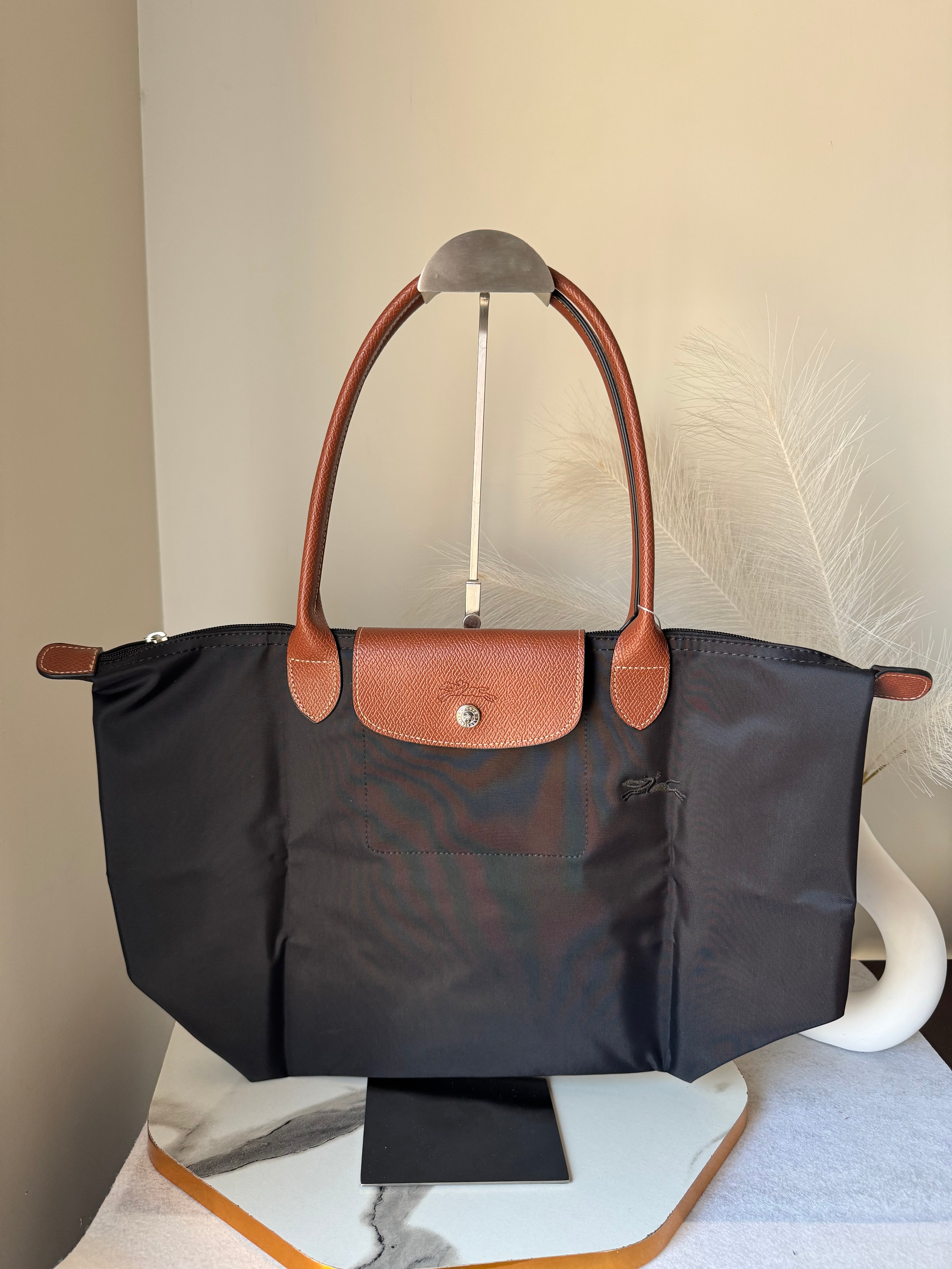 Longchamp Tote LARGE - Black (WITH BRAND LOGO)