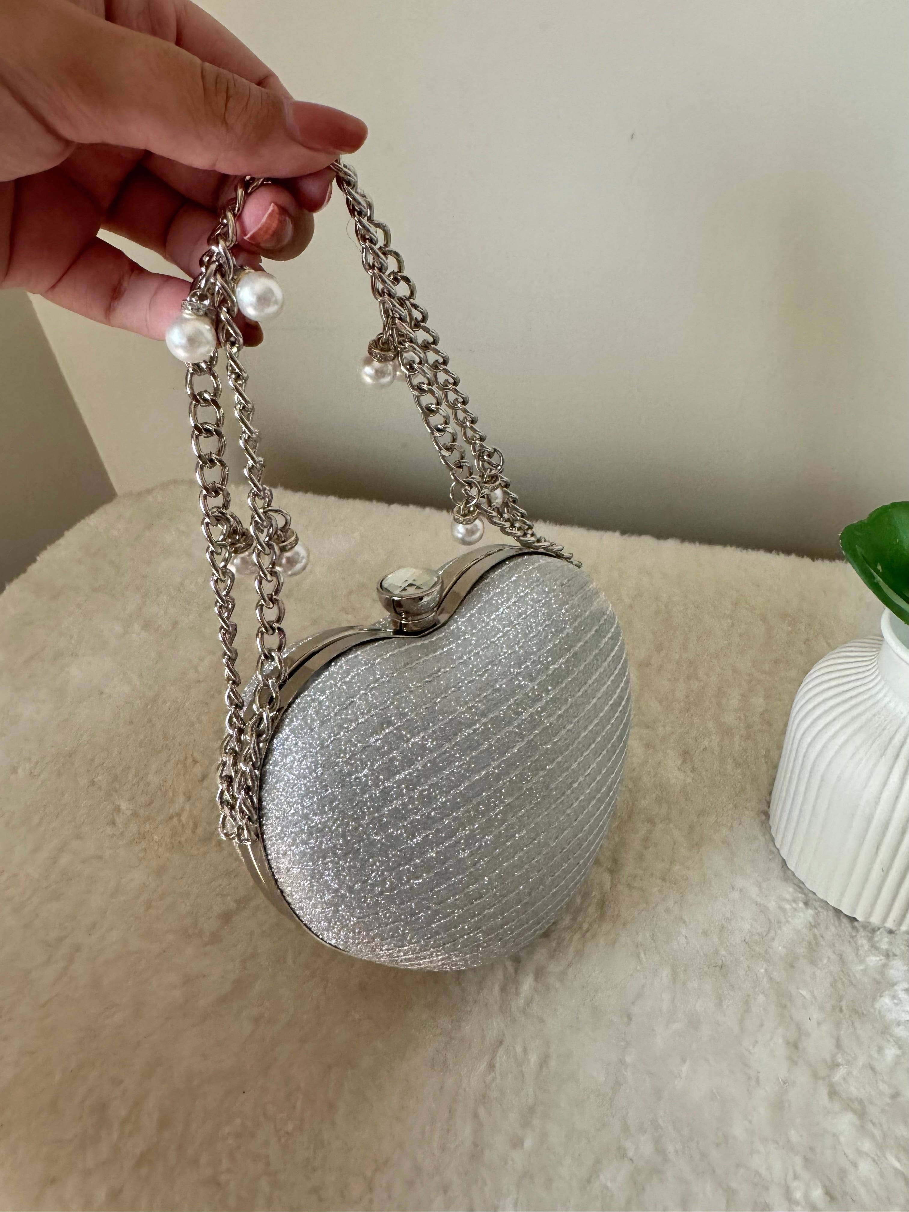 Bling Heart Clutch - Silver
