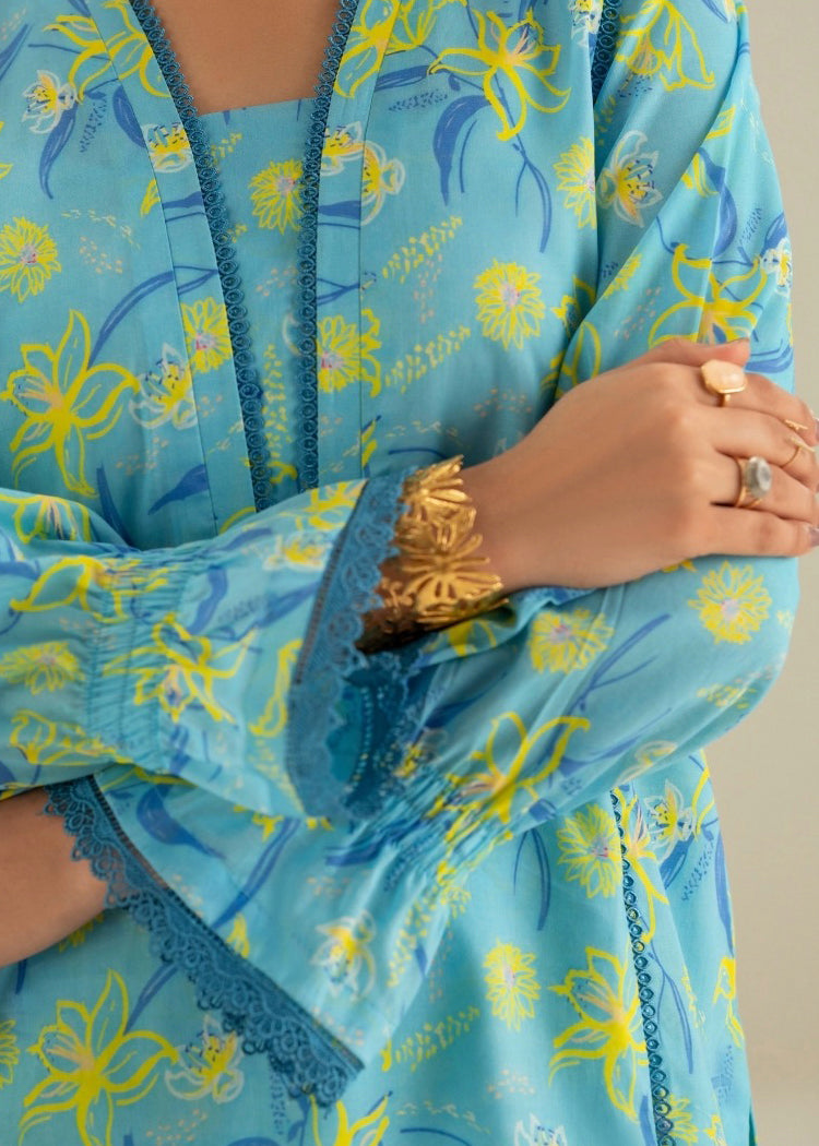 Timeless Gold Chunky Bangle