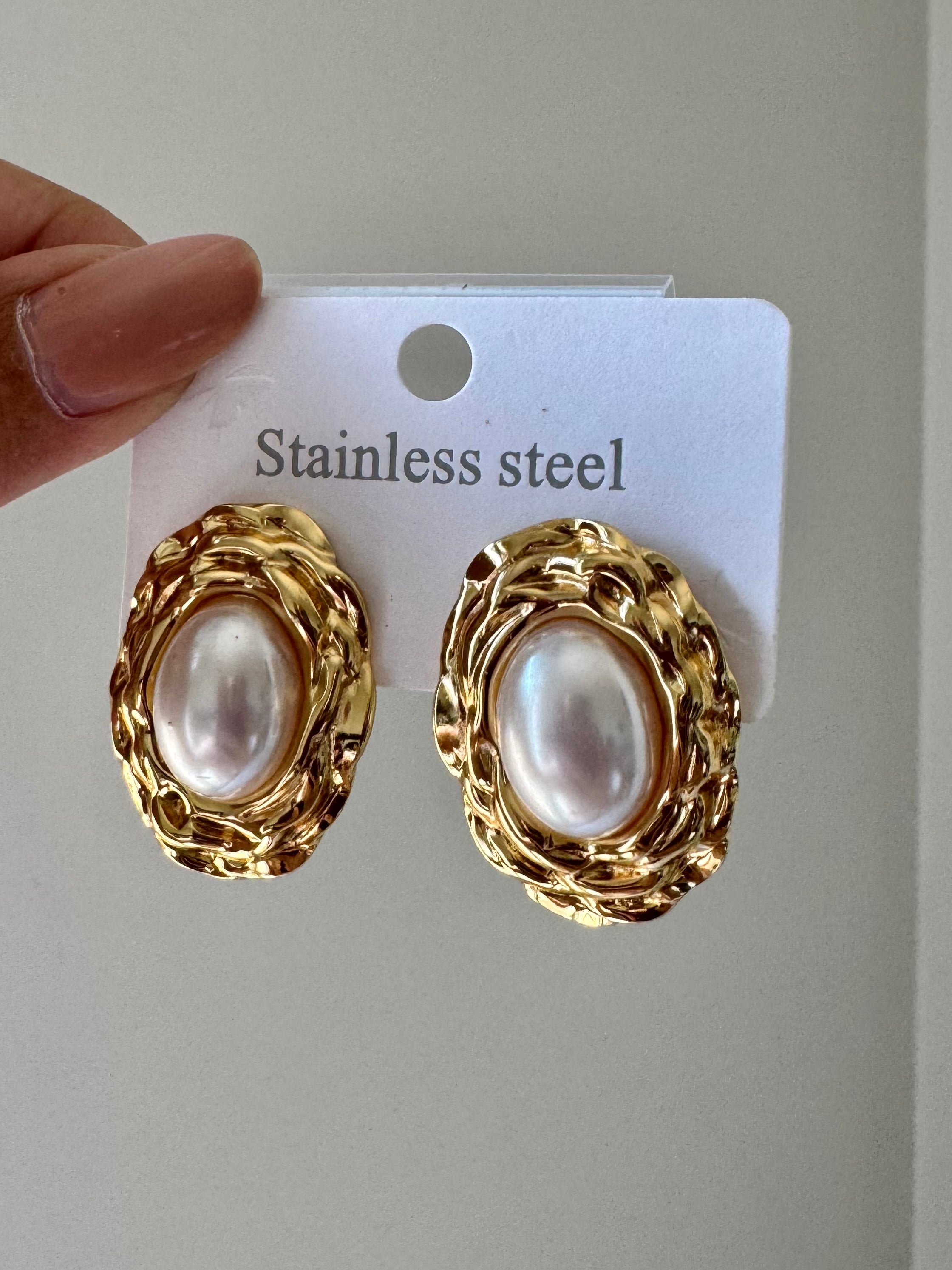 Celestial Pearl Earrings - 18K Gold Plated