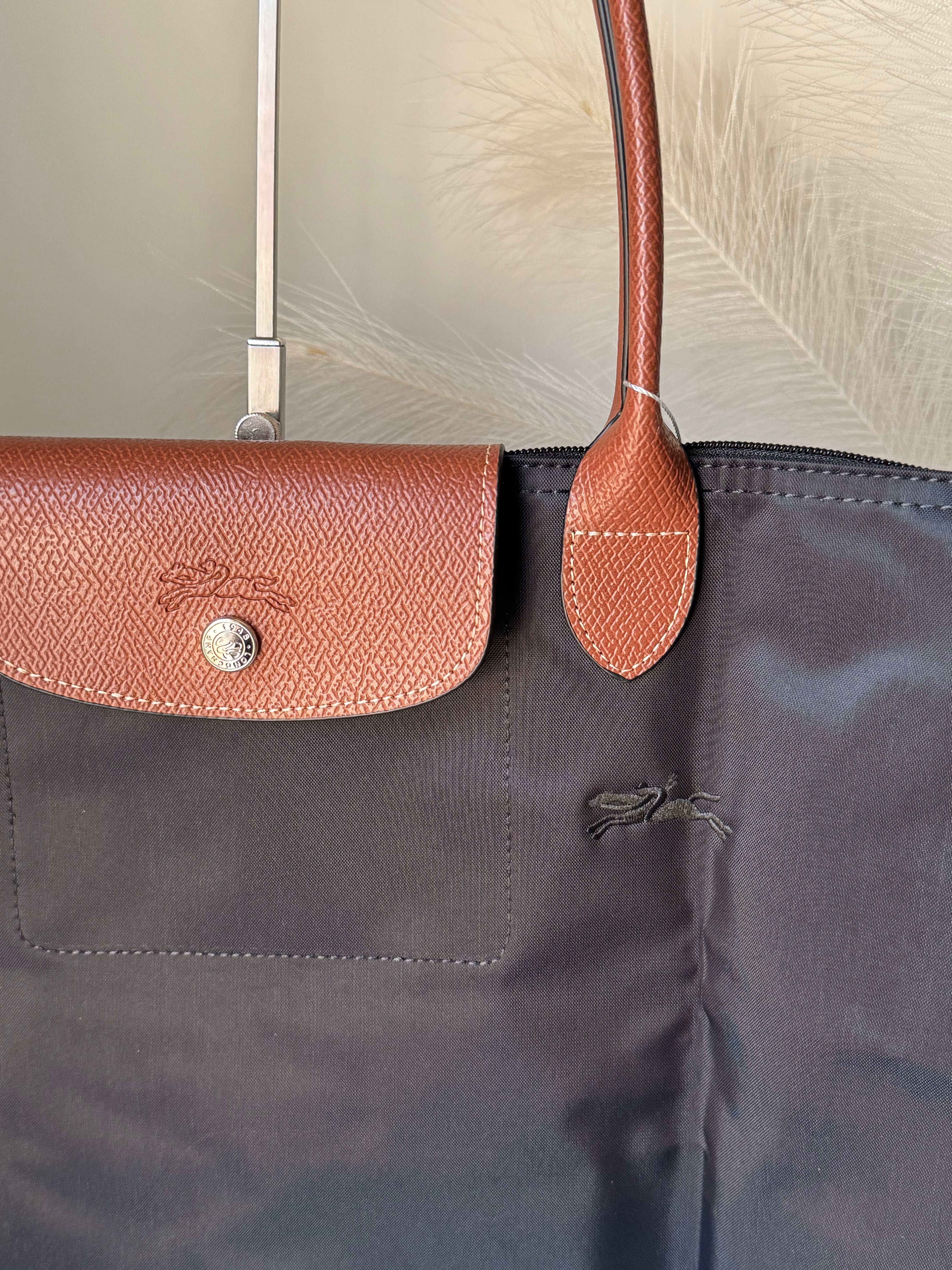 Longchamp Tote LARGE - Black (WITH BRAND LOGO)