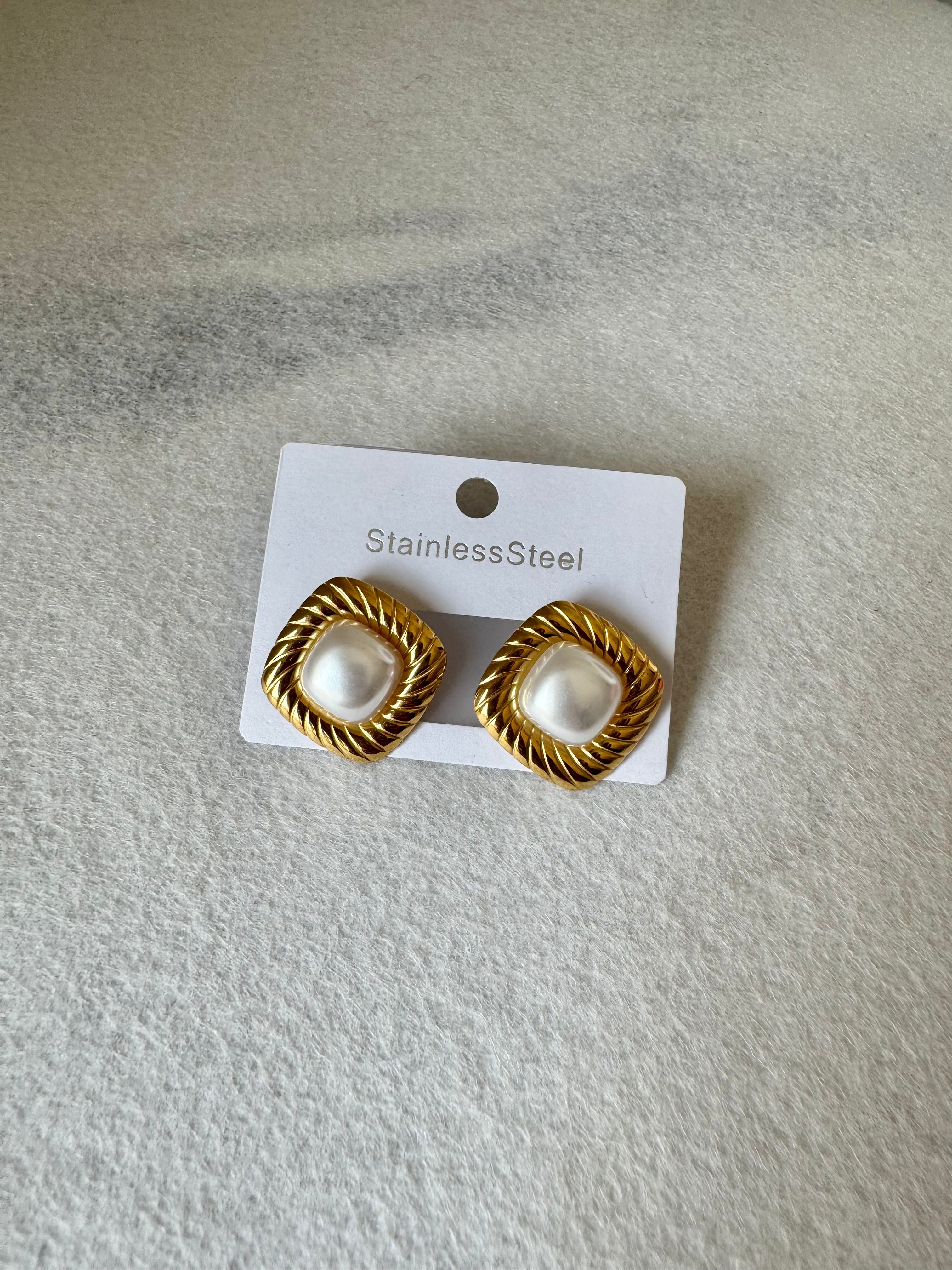 Gleam Earrings