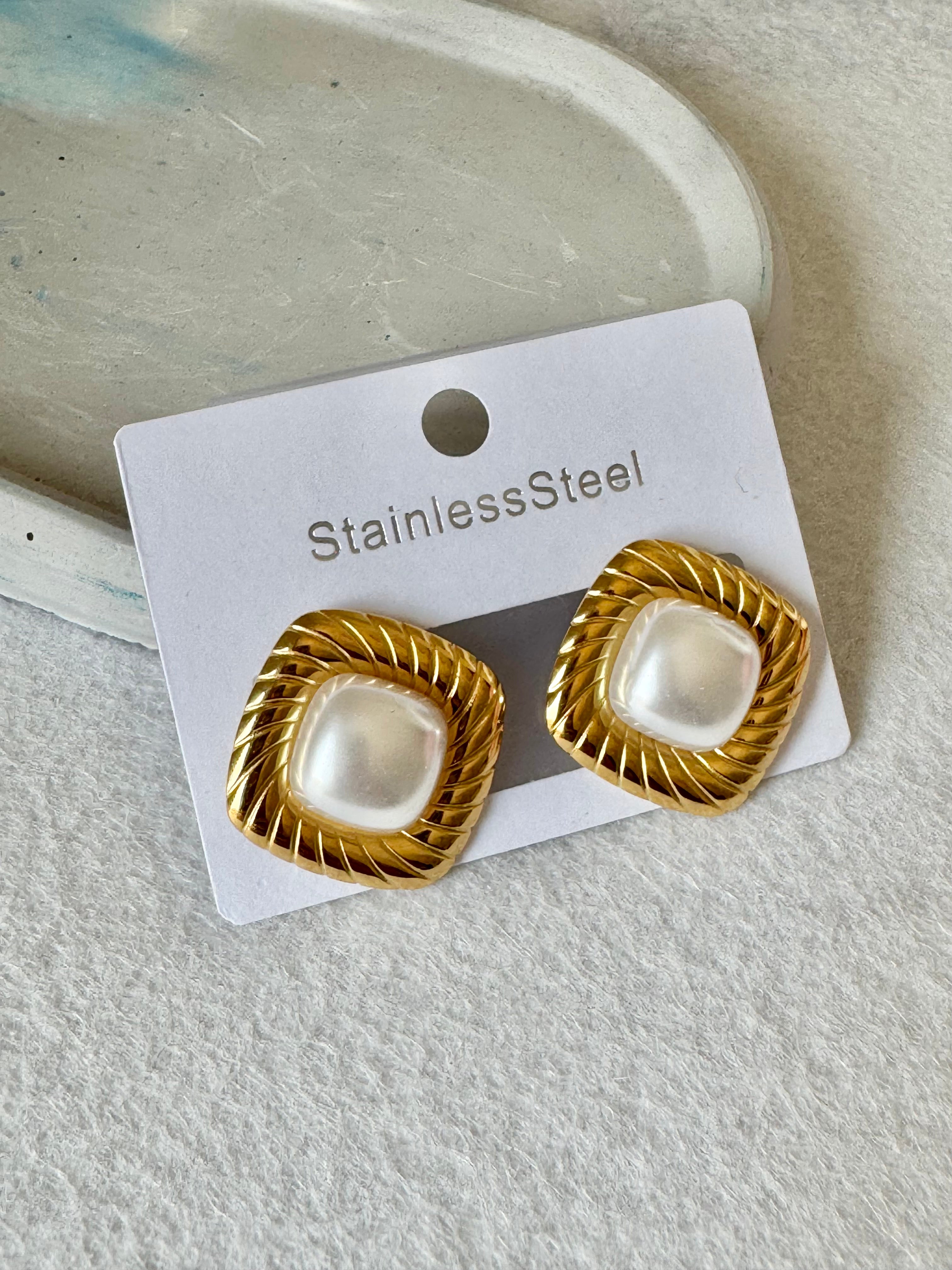 Gleam Earrings