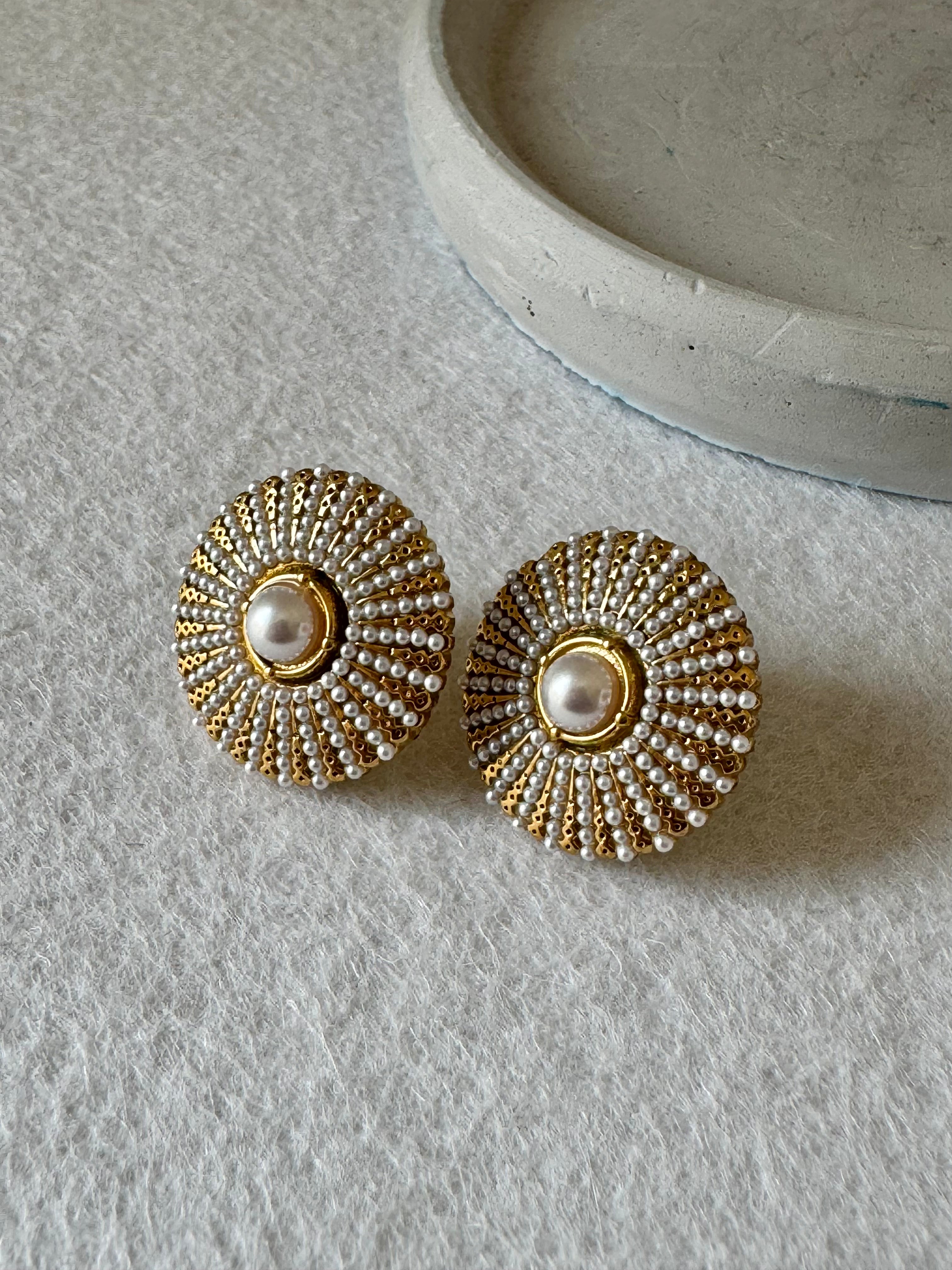 Aira Earrings