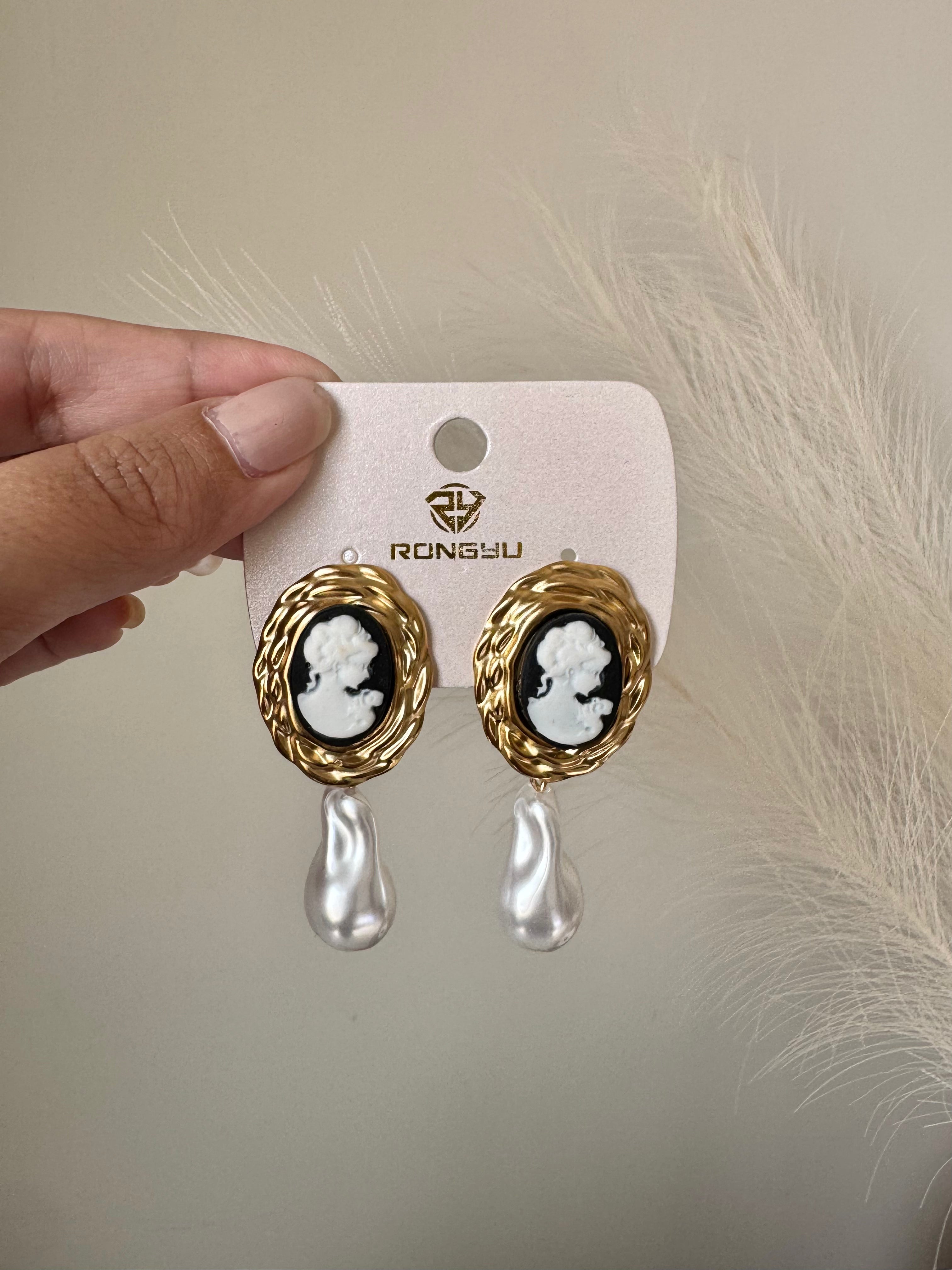 Lady Boss Earrings