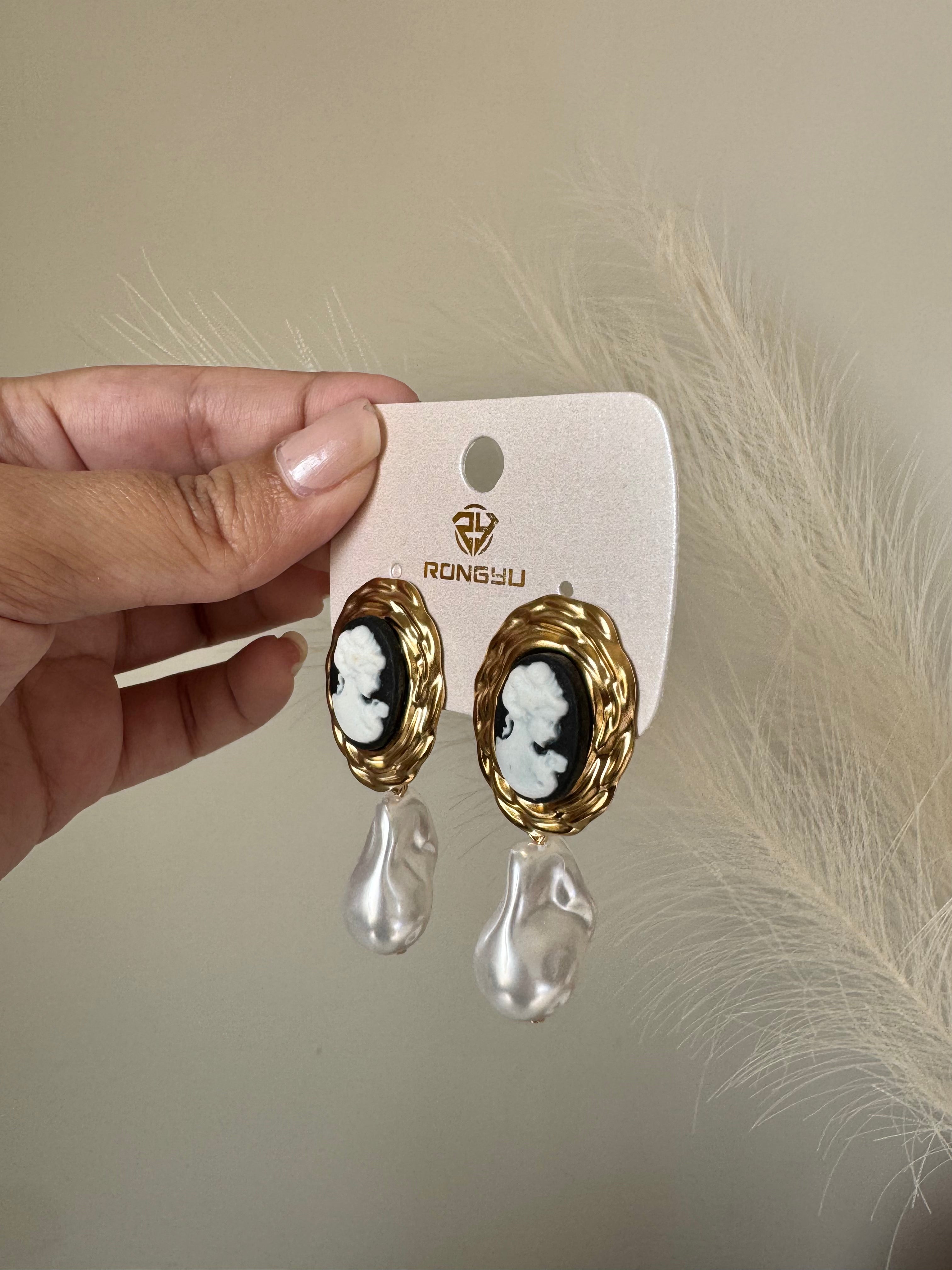 Lady Boss Earrings