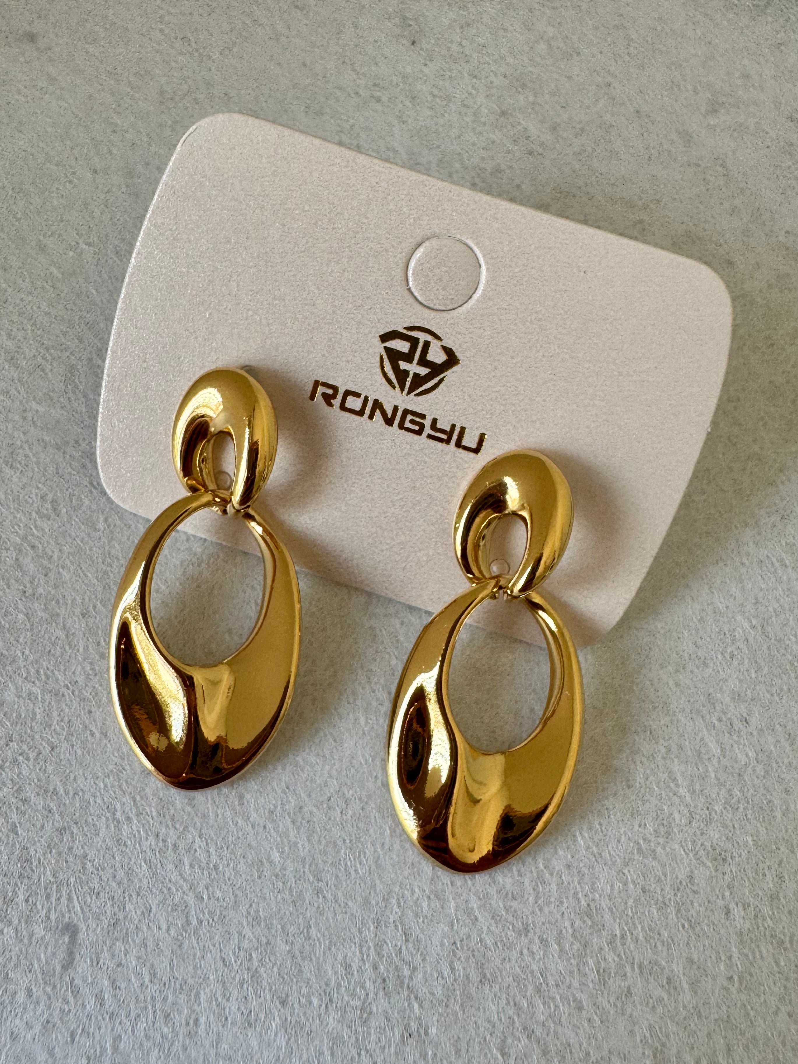 Eternal Charm Earrings - 18 Gold Plated
