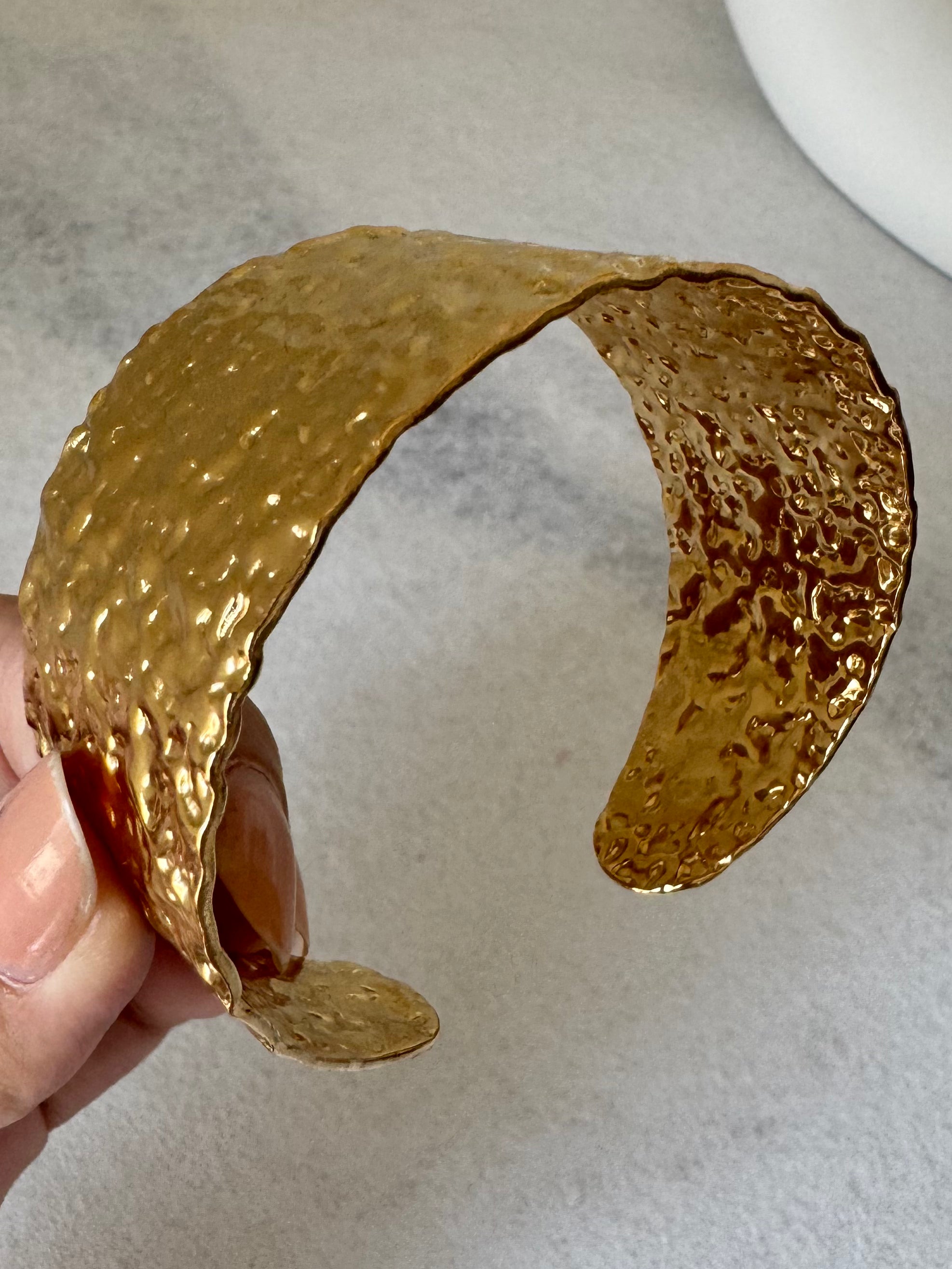 Golden Empress Chunky Bangle