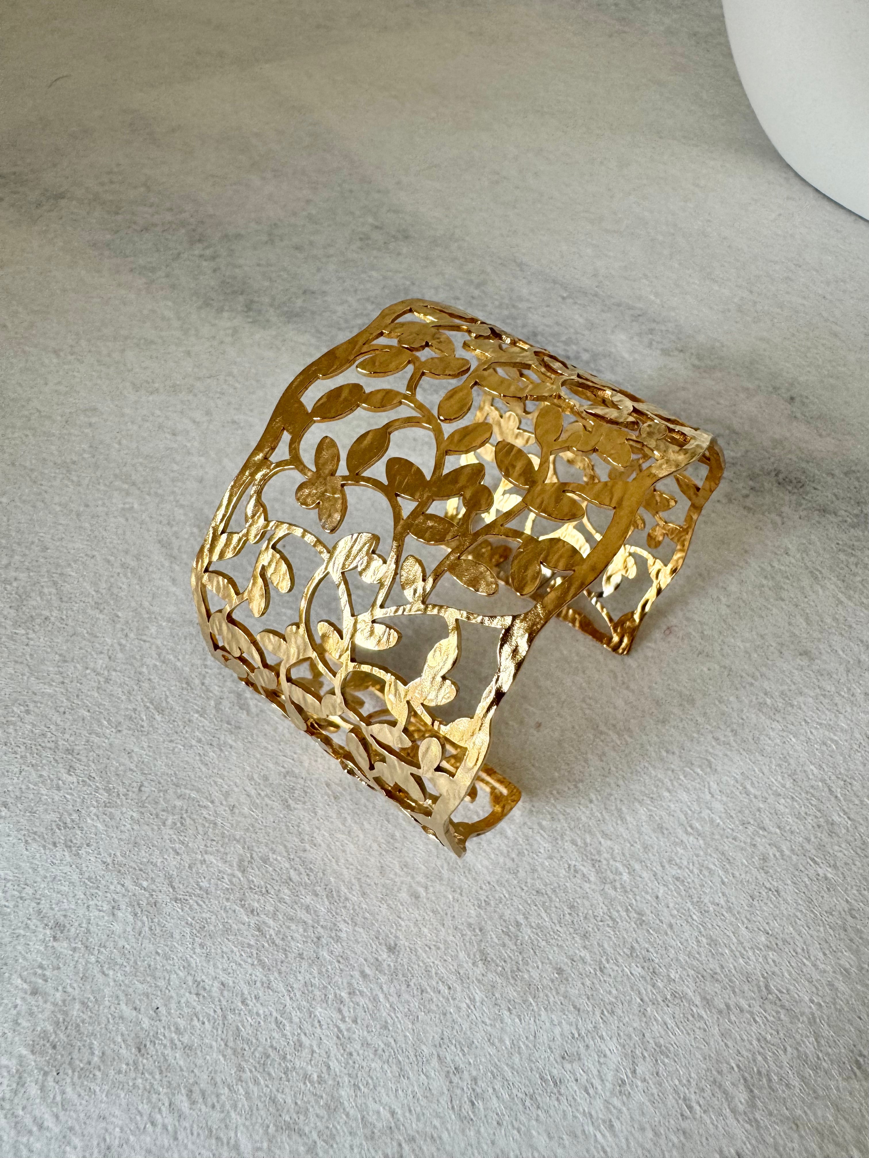 Majestic Gold Chunky Bangle