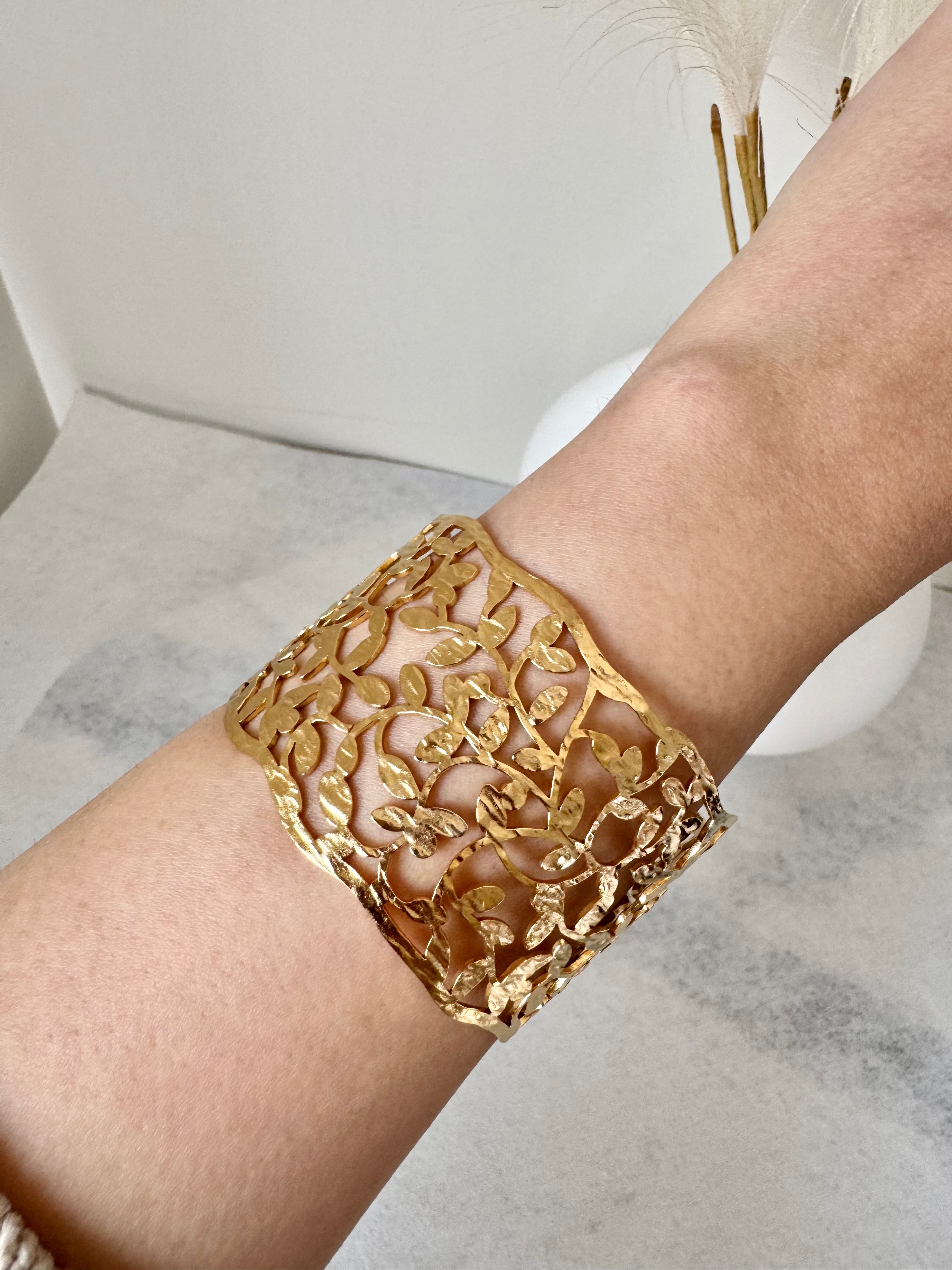 Majestic Gold Chunky Bangle