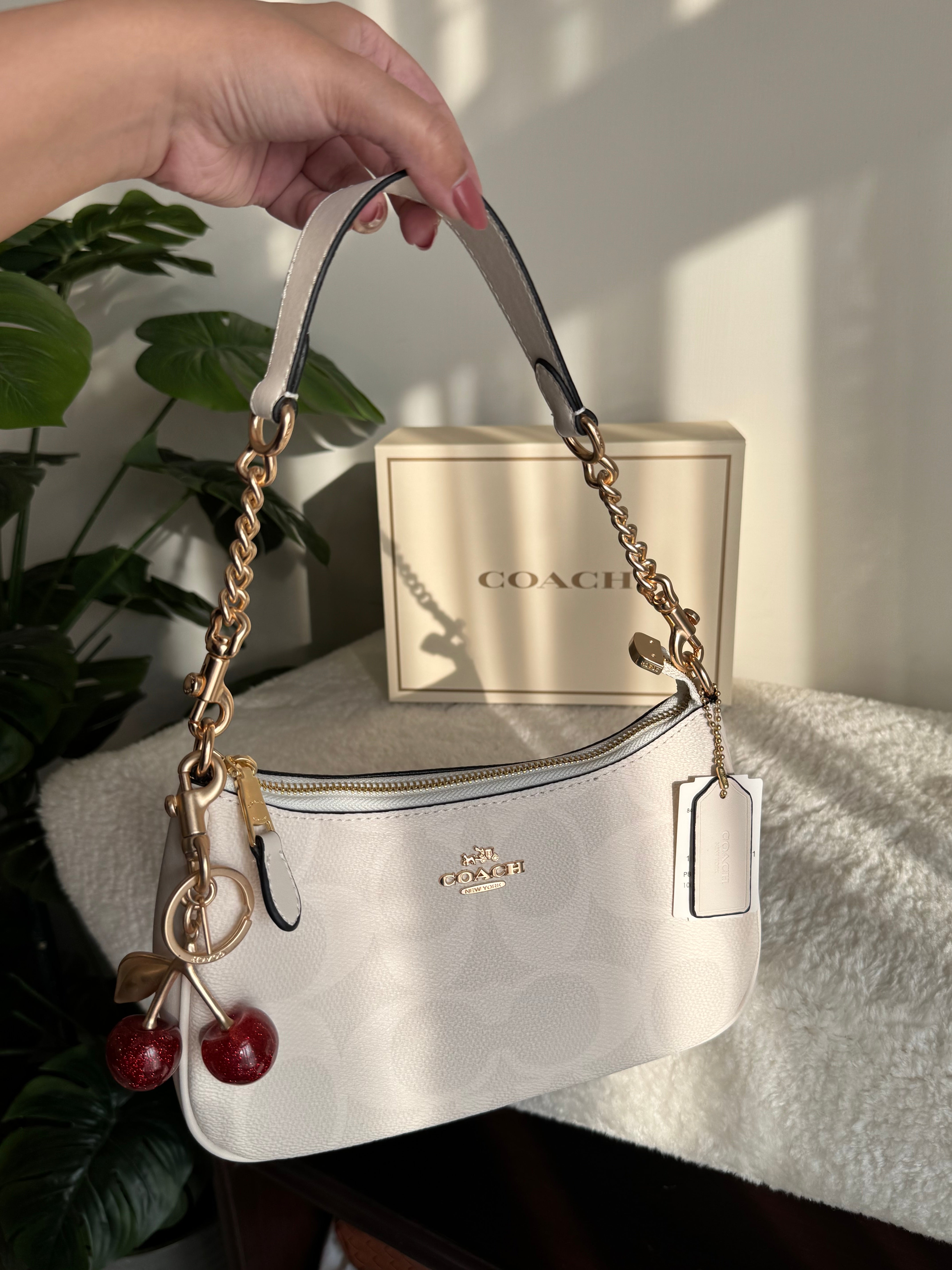 COACH TERI PREMIUM with Coach Cherry Charm (White) - BOX PACKING