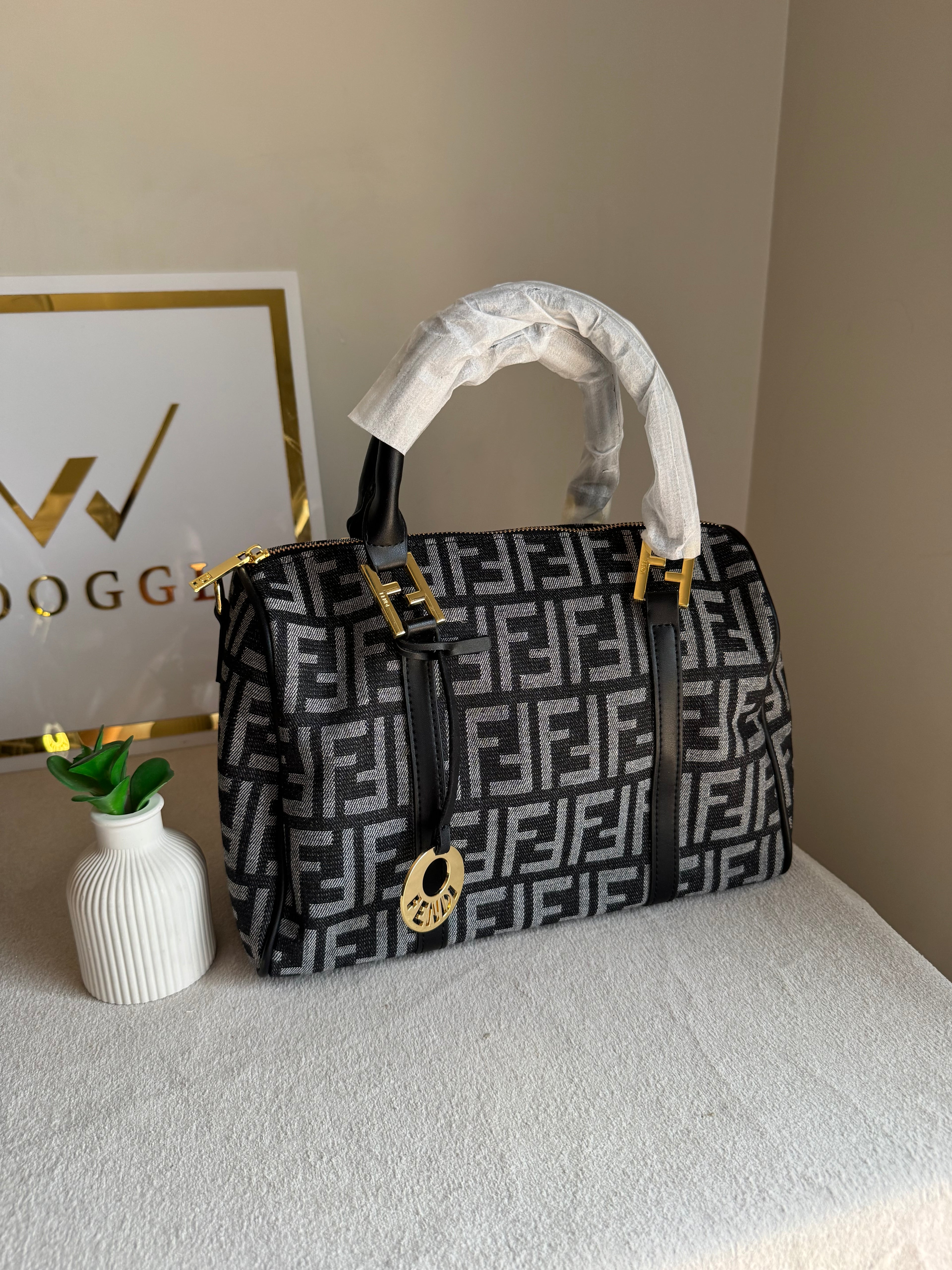 Fendi Signature Hand Bag - Black & Grey