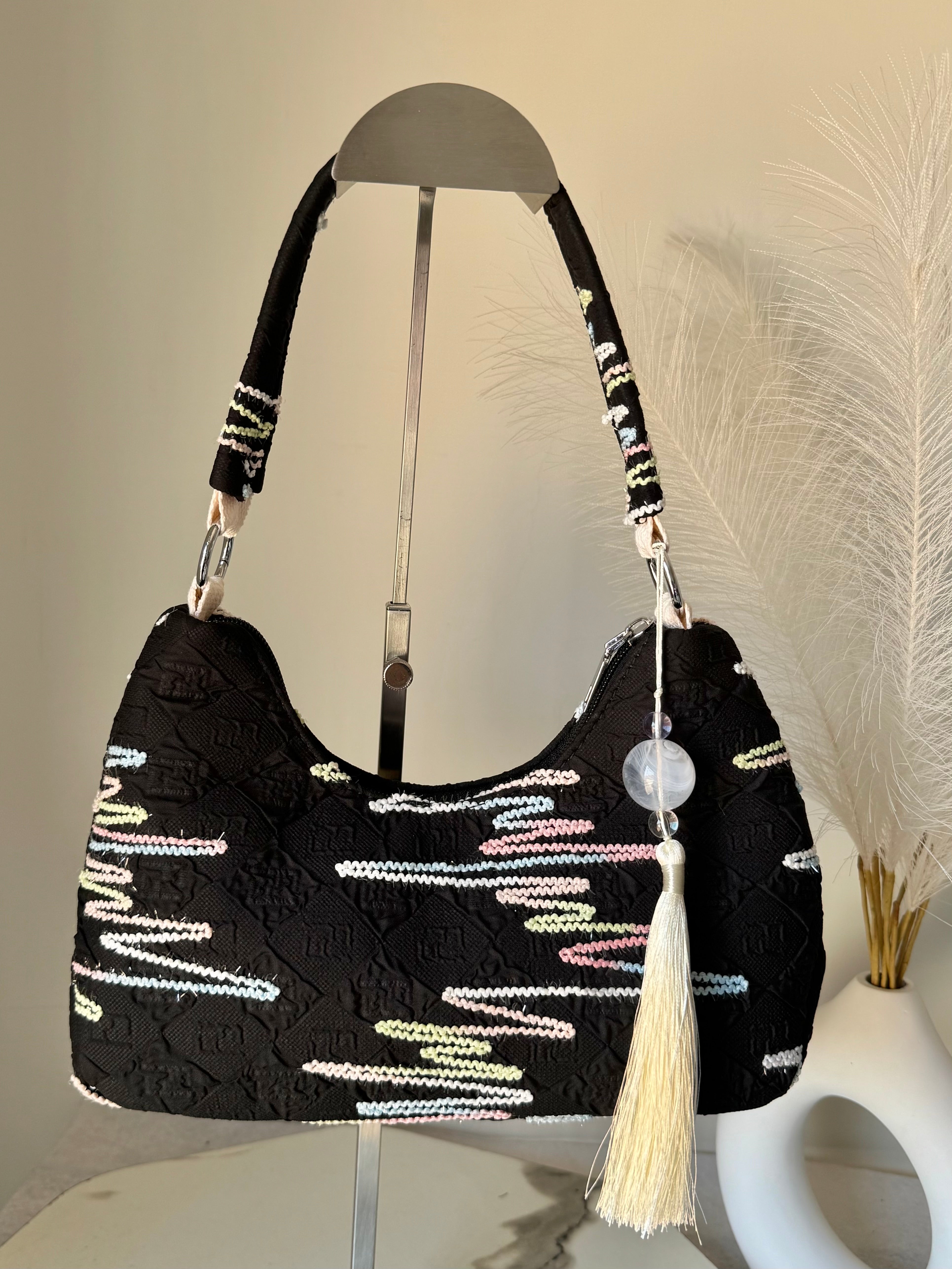 Blush Belle Bag - Black