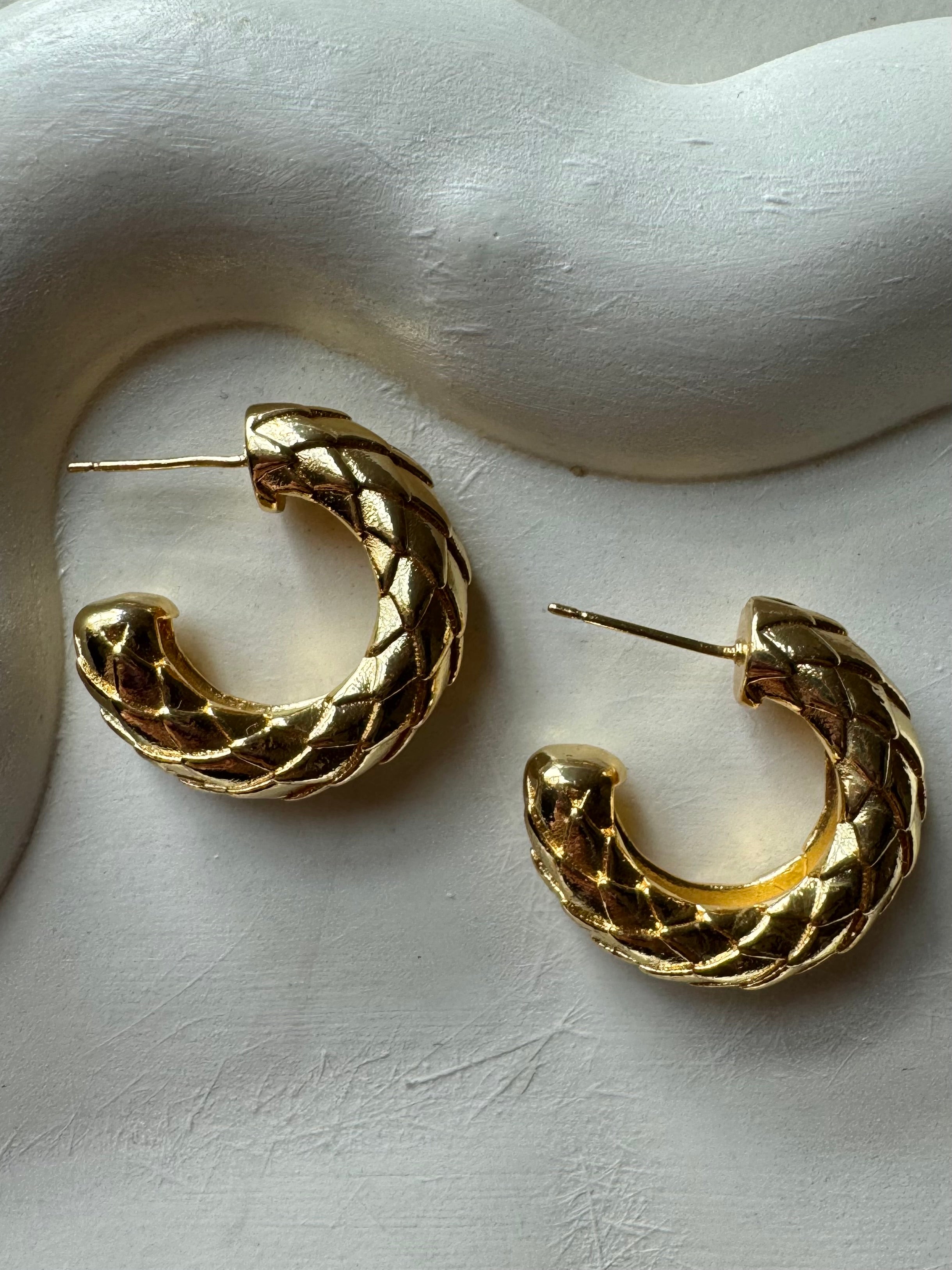 Looped Lux - 18K Gold Plated