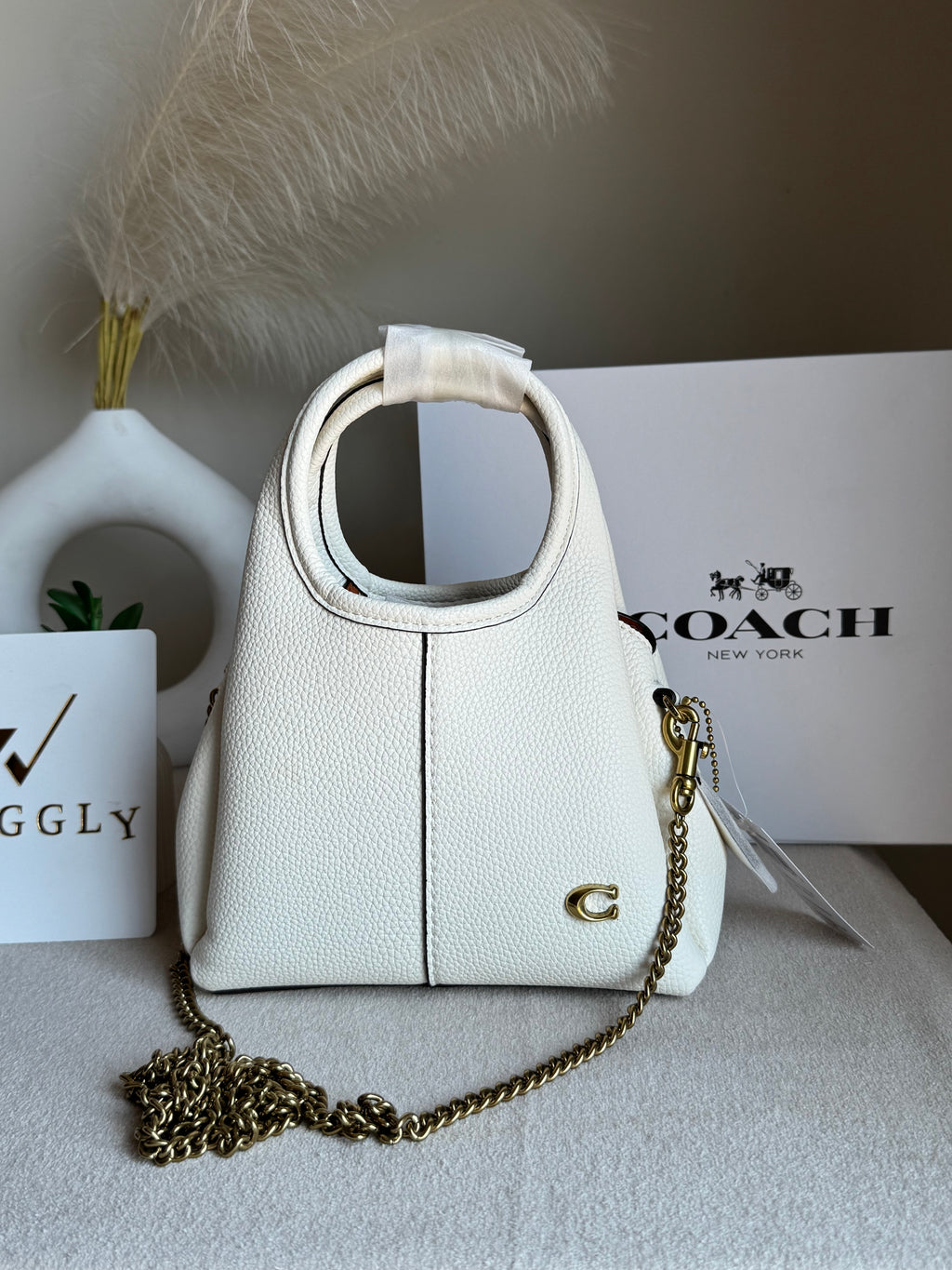 EXTREMELY PREMIUM MINI COACH Lana (CREAM) - BOX PACKING