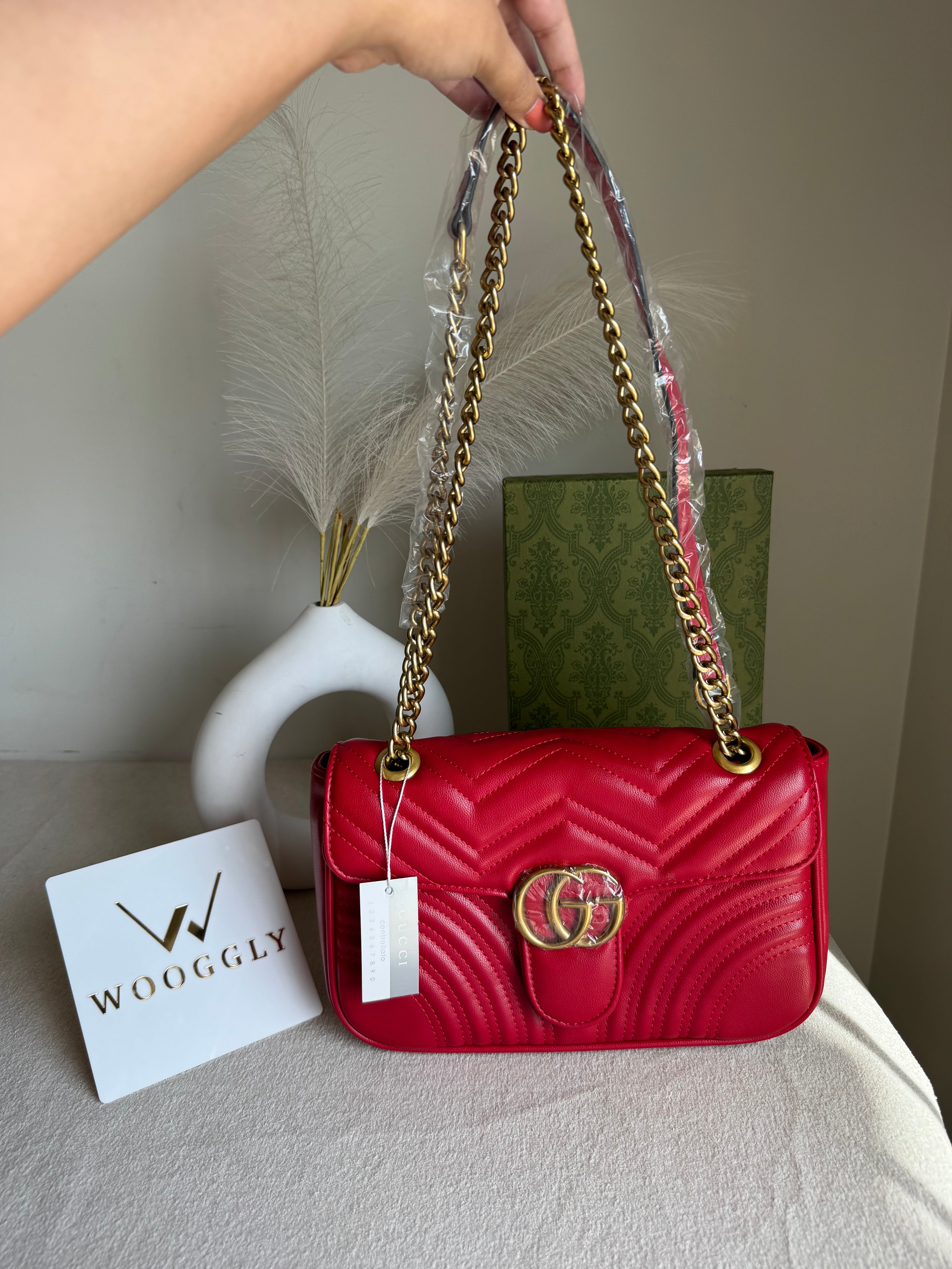 Gucci Signature Bag MEDIUM - Red with Box Packing