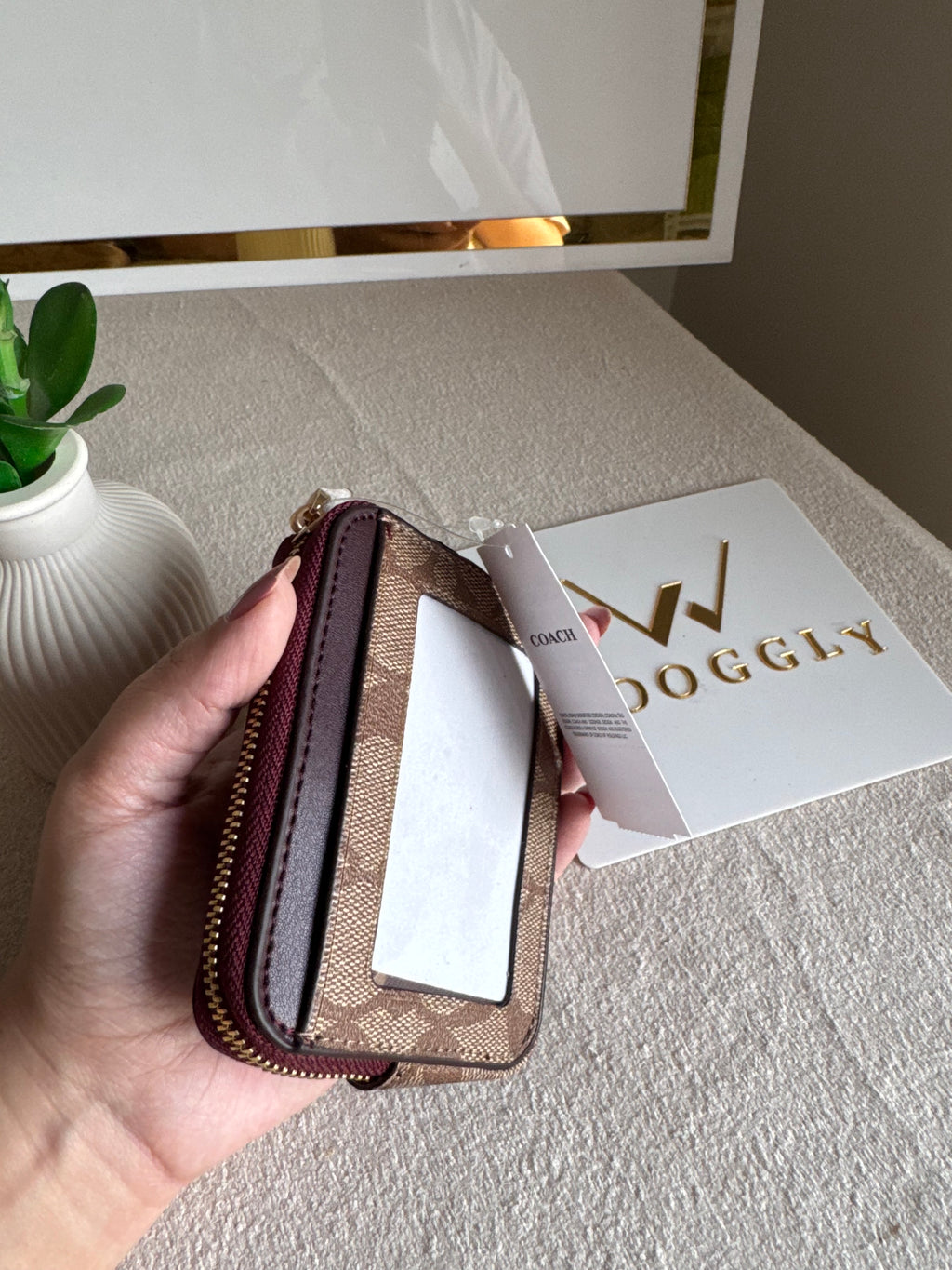 Coach Zip Card Case - Apricot Magenta