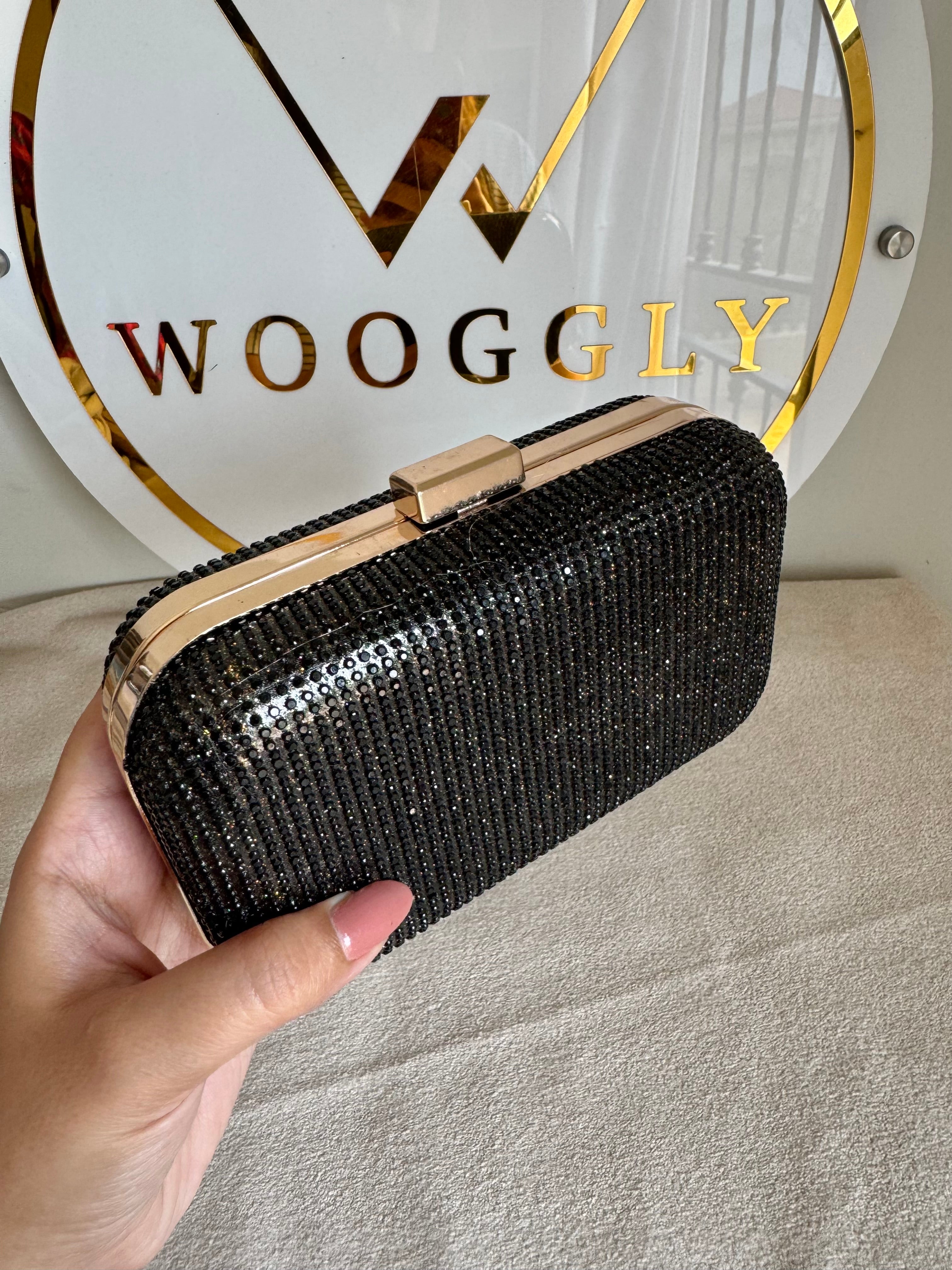 Mehar Shimmer Clutch - Black