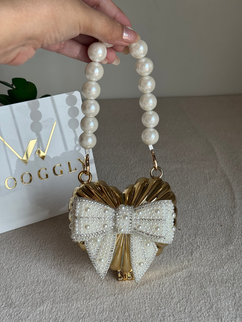 Blush Bow Heart Clutch (Gold)
